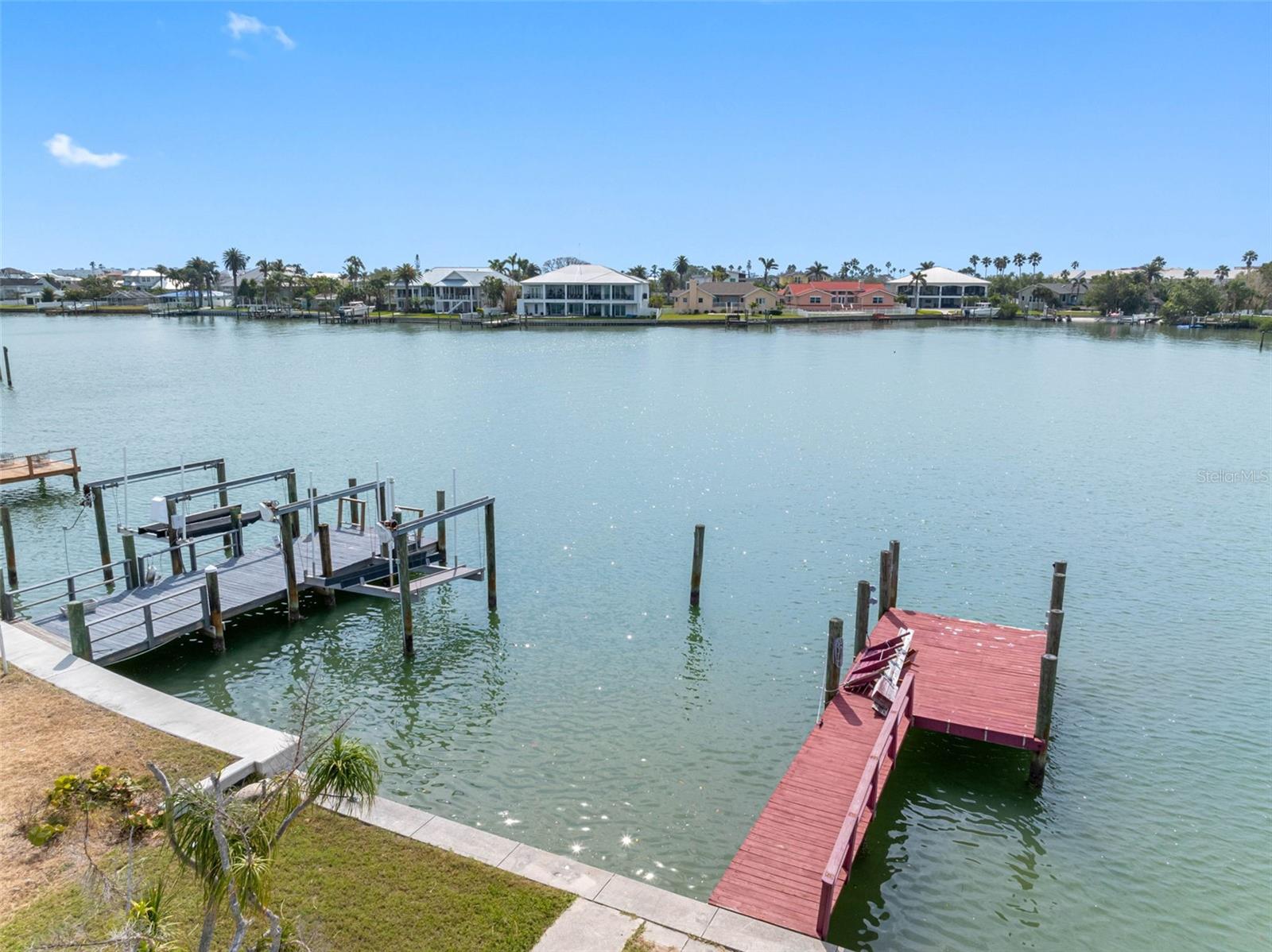 203 BATH CLUB BLVD N, NORTH REDINGTON BEACH, FL, 33708