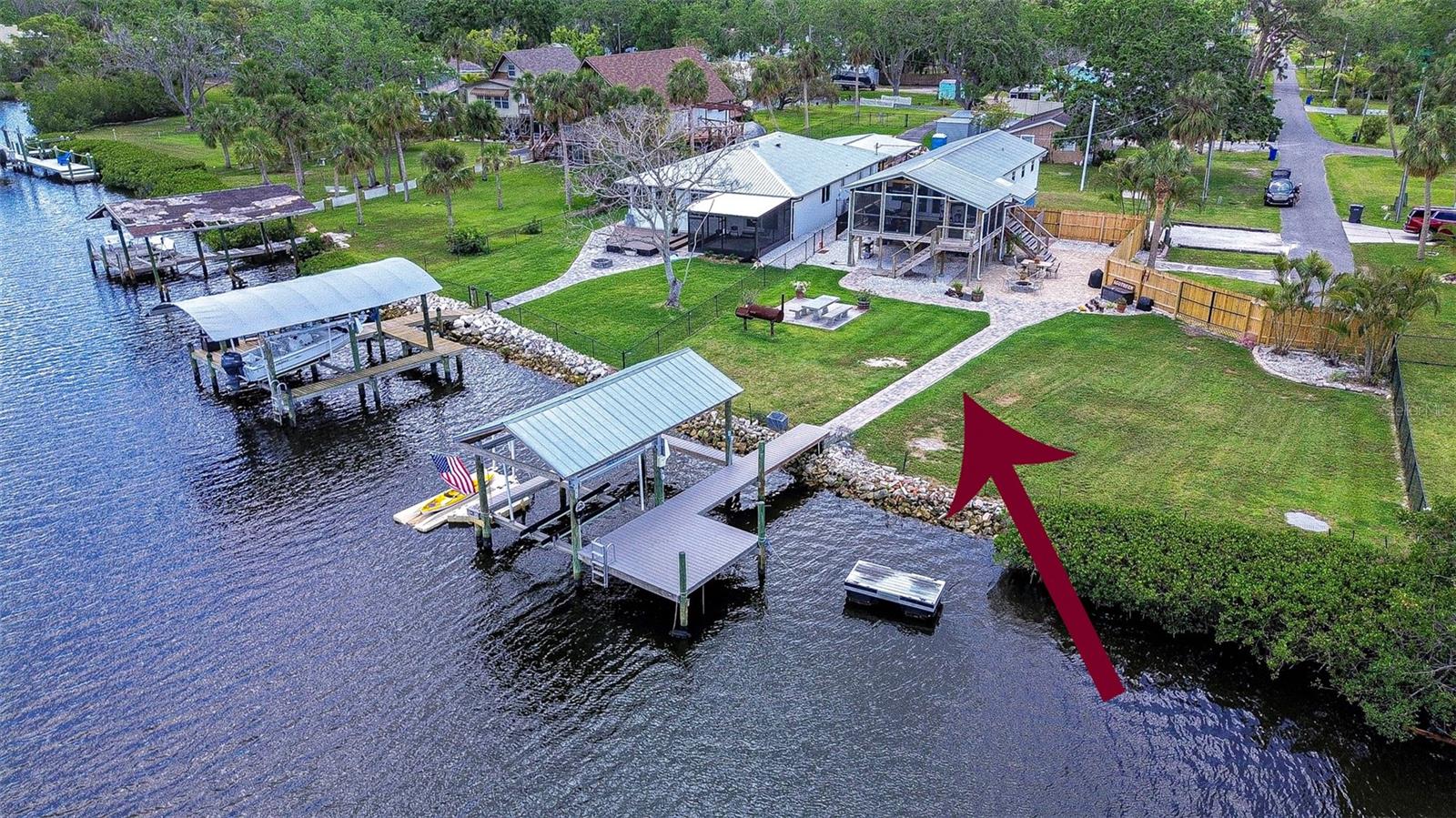 202 7TH ST SW, RUSKIN, FL, 33570