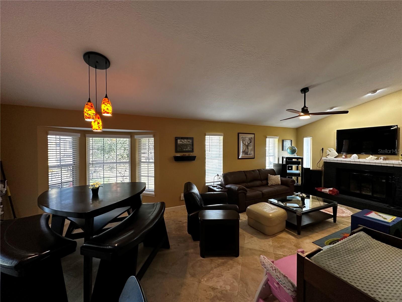 3511 FOX LAKE DR, APOPKA, FL, 32712