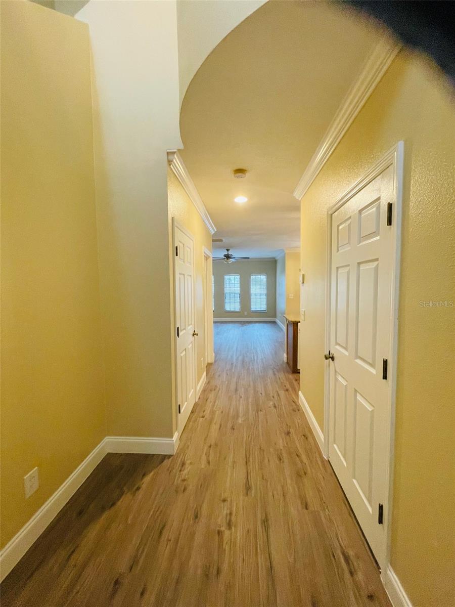 1028 BLACKWATER DR, WESLEY CHAPEL, FL, 33543