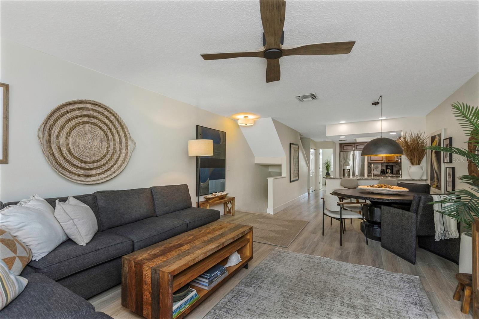 375 MADEIRA CIR, TIERRA VERDE, FL, 33715
