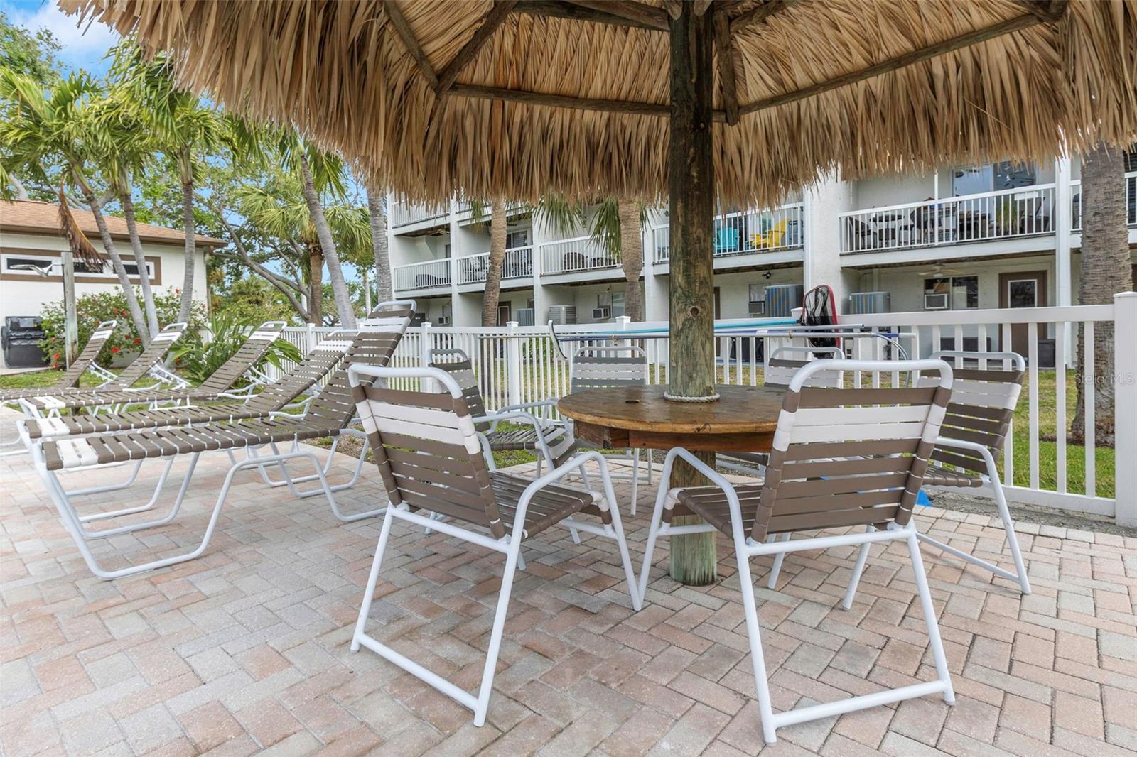375 MADEIRA CIR, TIERRA VERDE, FL, 33715