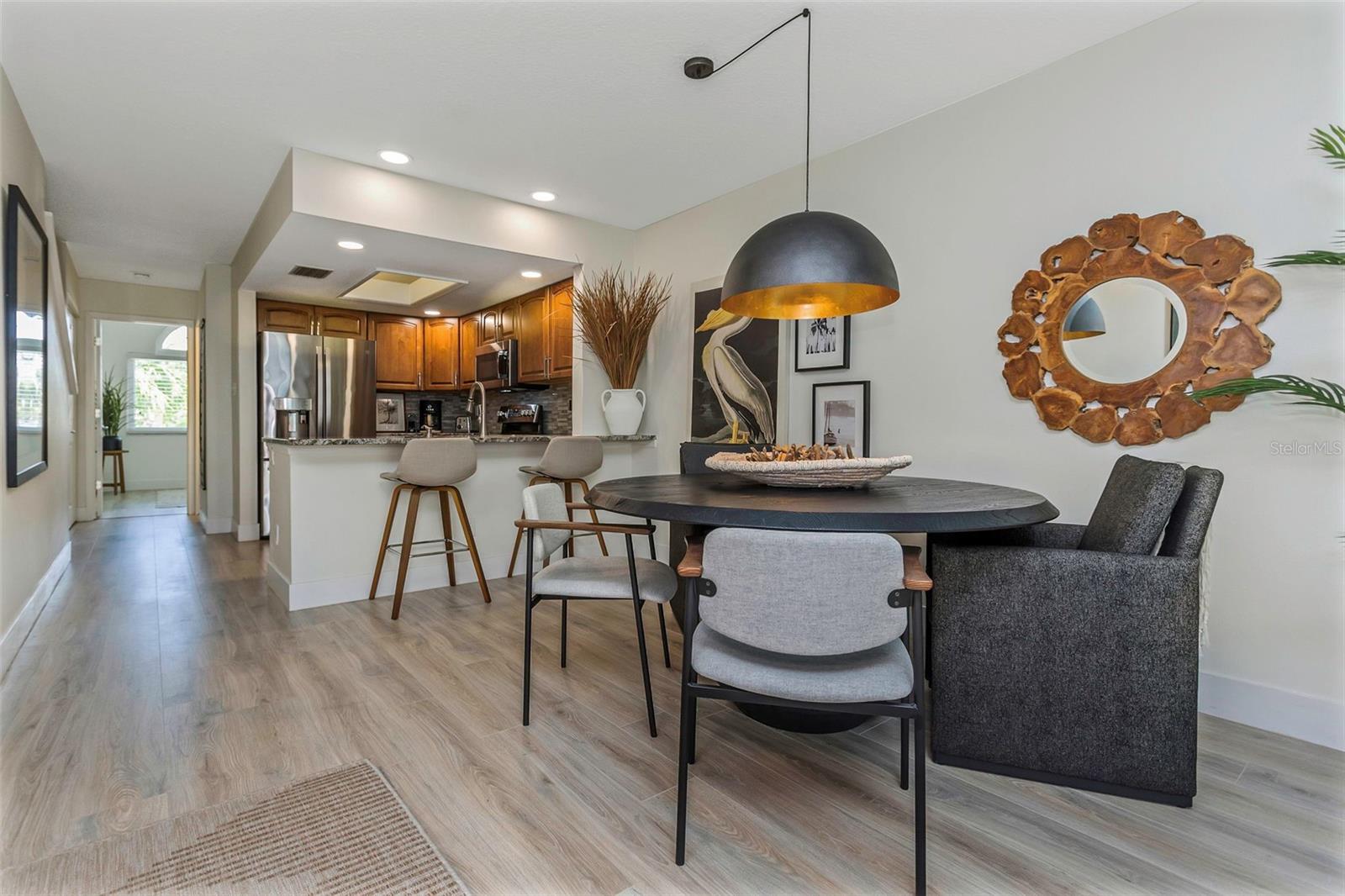 375 MADEIRA CIR, TIERRA VERDE, FL, 33715