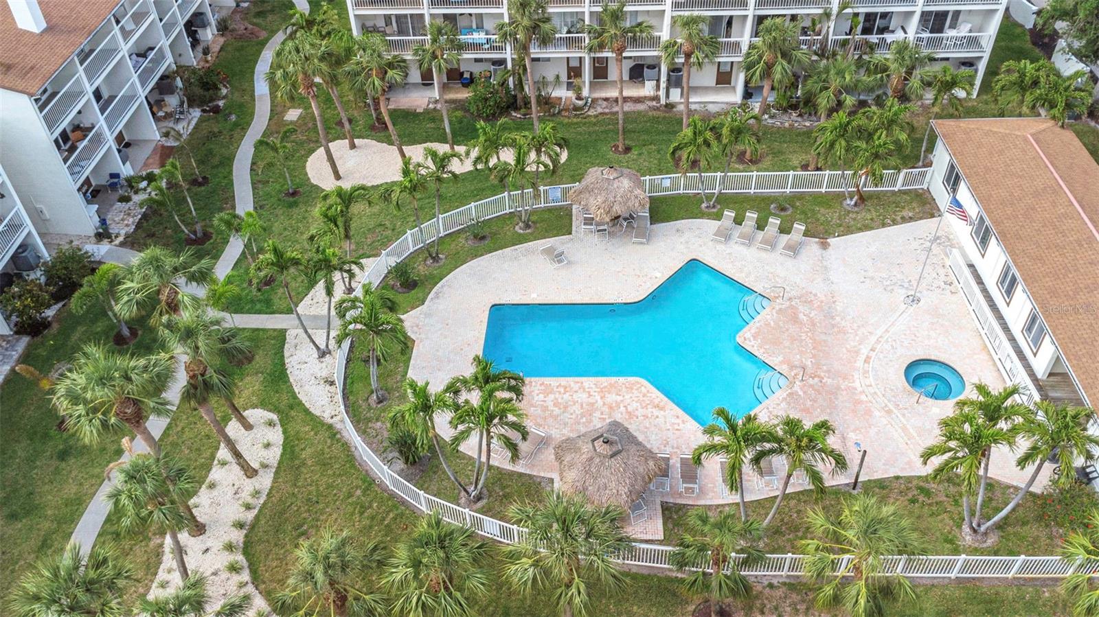 375 MADEIRA CIR, TIERRA VERDE, FL, 33715