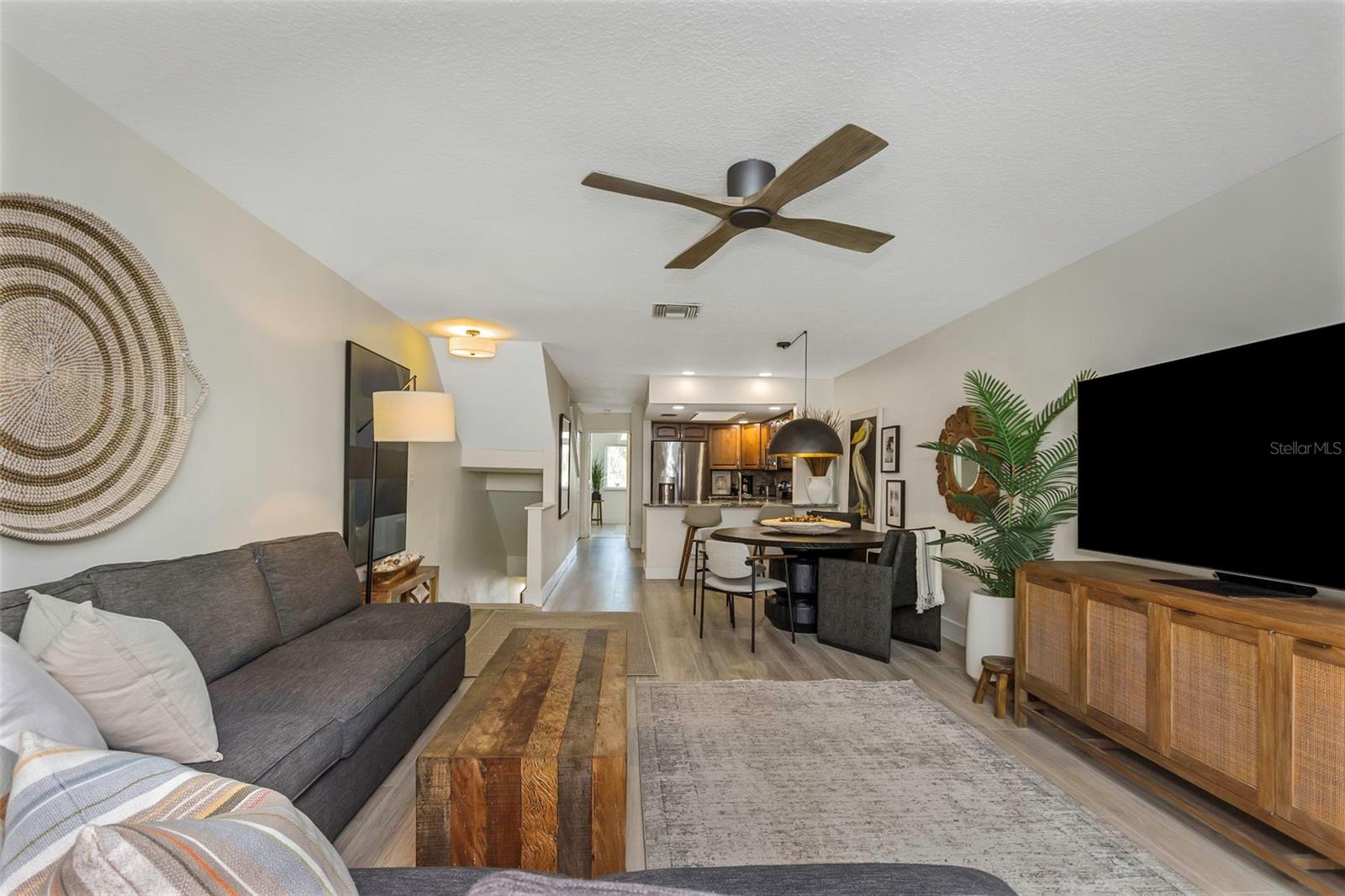 375 MADEIRA CIR, TIERRA VERDE, FL, 33715