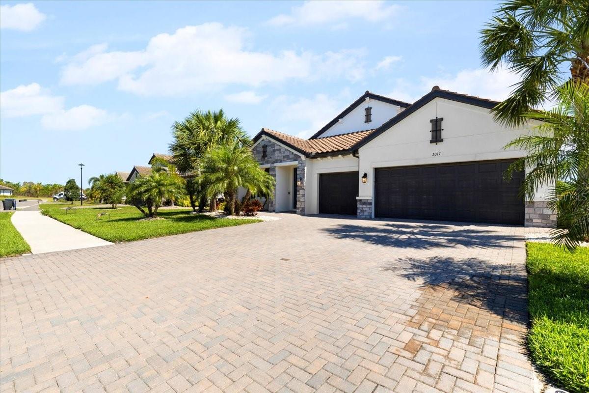2017 WOODLEAF HAMMOCK CT, BRADENTON, FL, 34211