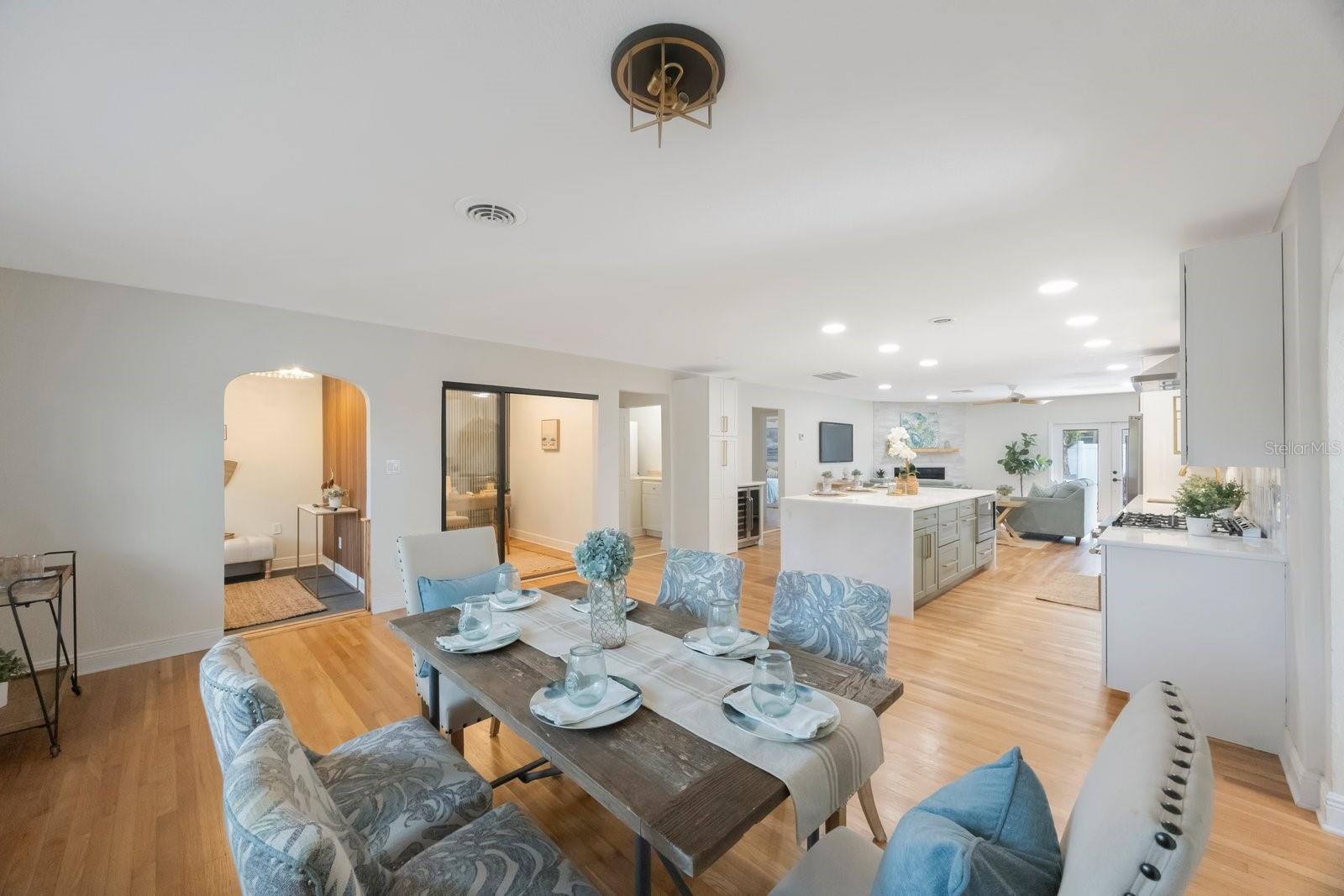 5020 15TH AVE N, ST PETERSBURG, FL, 33713