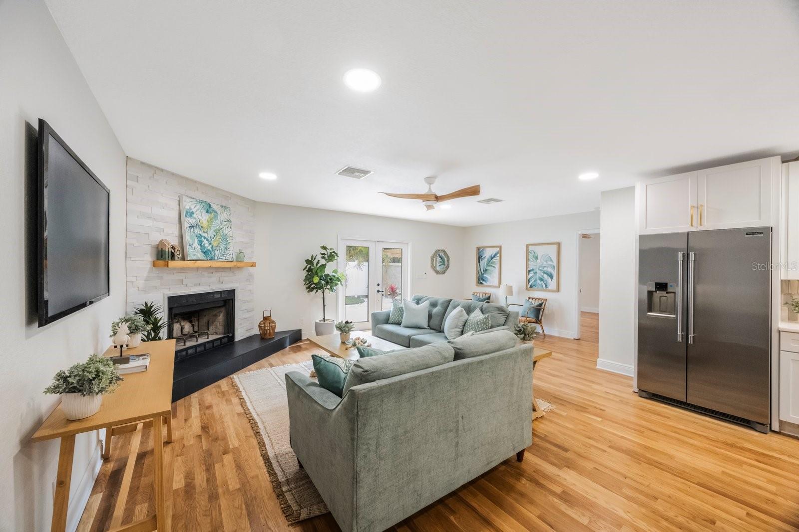 5020 15TH AVE N, ST PETERSBURG, FL, 33713