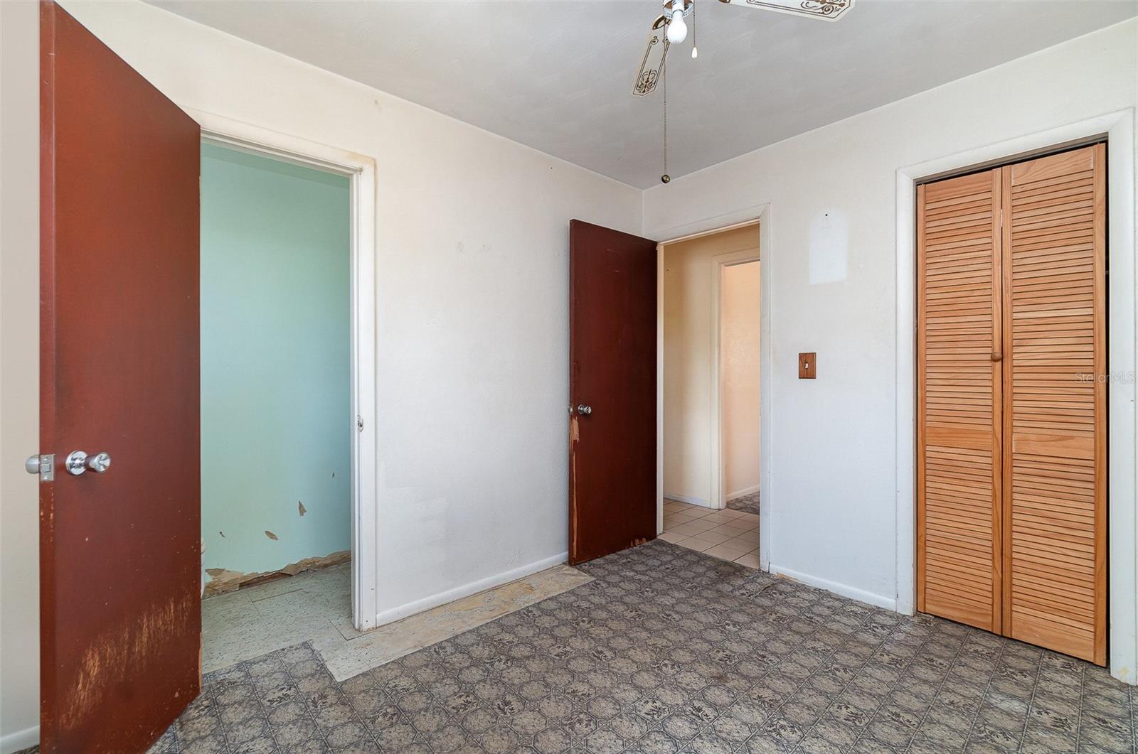 6921 BAYSHORE RD, NORTH FORT MYERS, FL, 33917