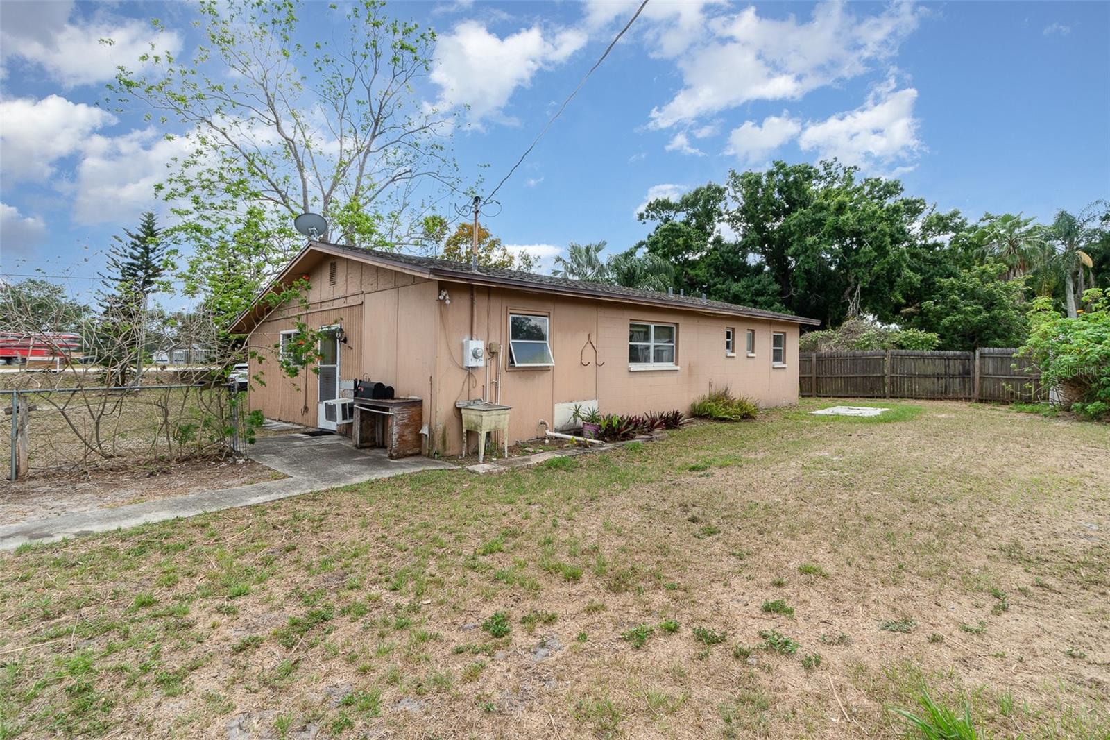 6921 BAYSHORE RD, NORTH FORT MYERS, FL, 33917