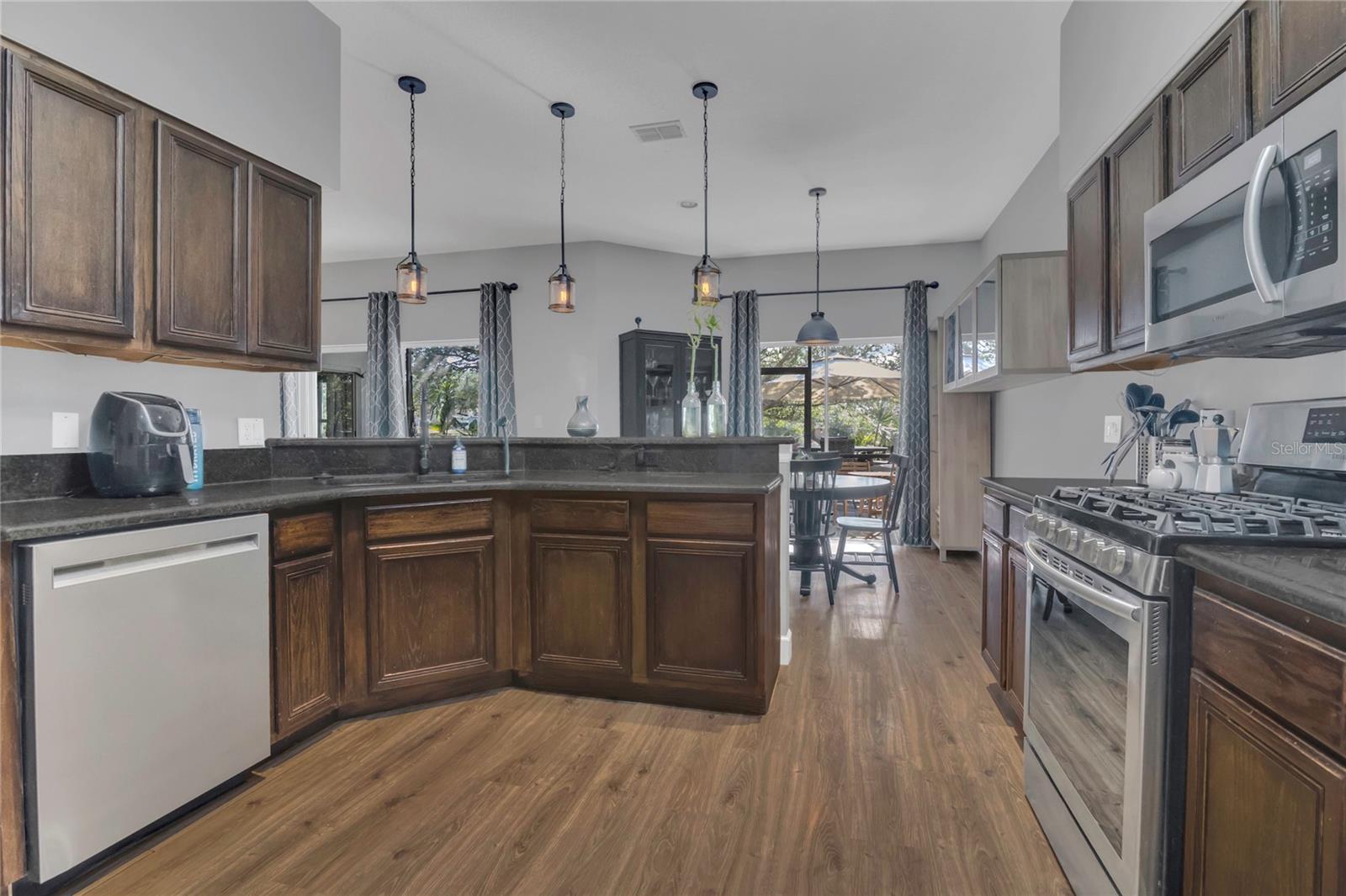 732 BERWICK DR, DAVENPORT, FL, 33897