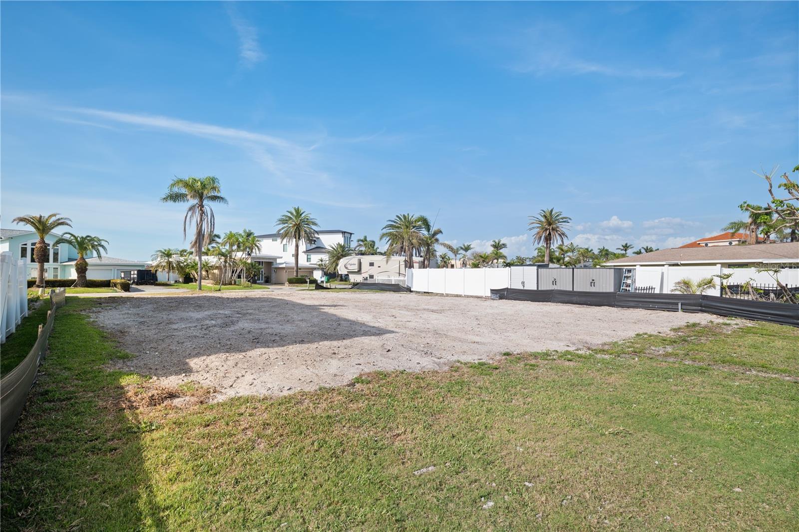 211 BATH CLUB BLVD N, NORTH REDINGTON BEACH, FL, 33708