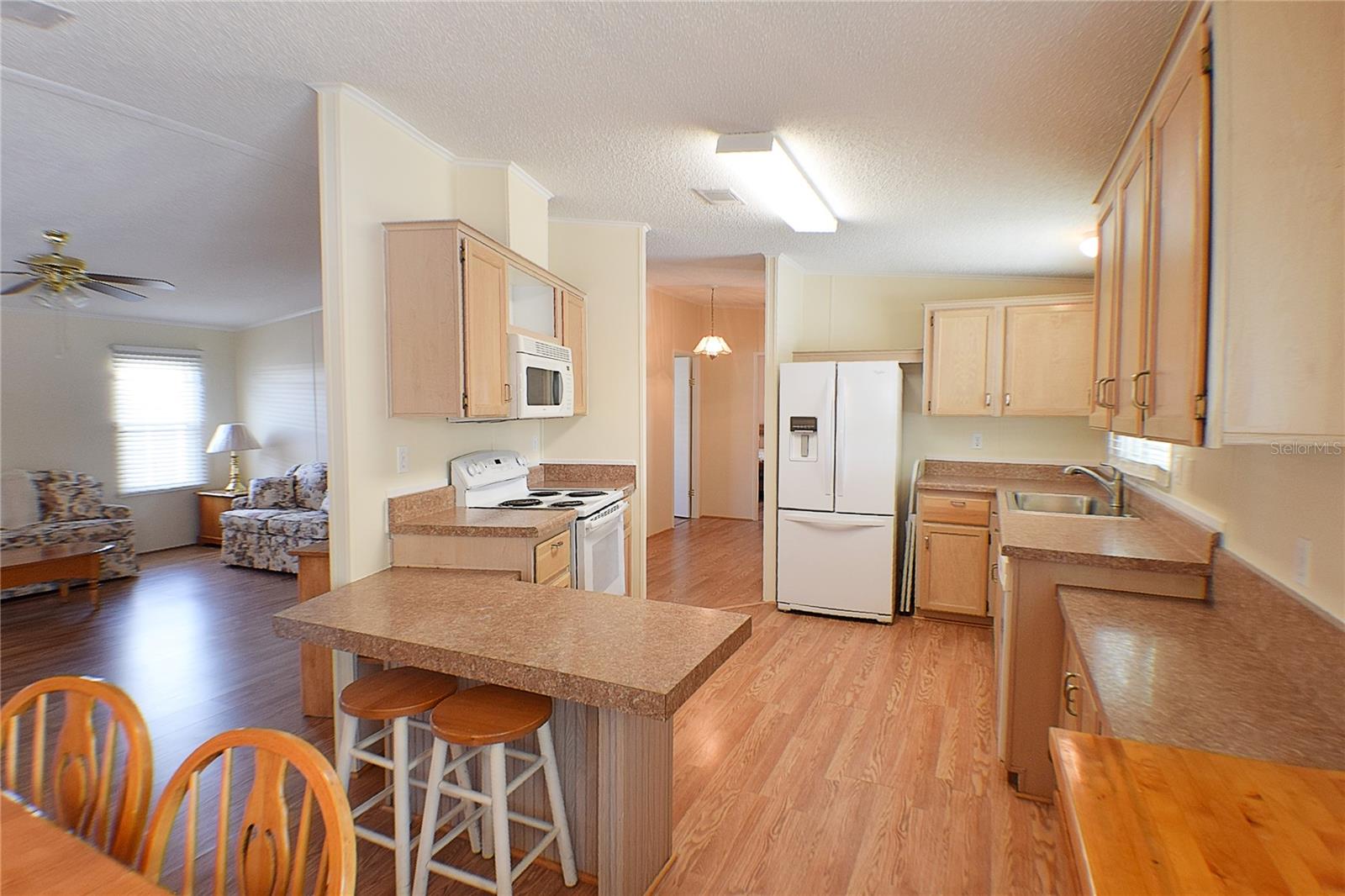 37539 RIO LN, ZEPHYRHILLS, FL, 33541