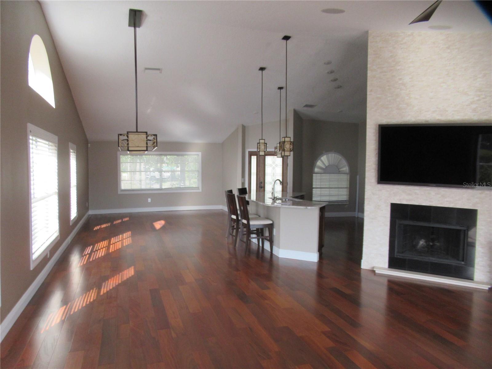 12040 STEPPINGSTONE BLVD, TAMPA, FL, 33635