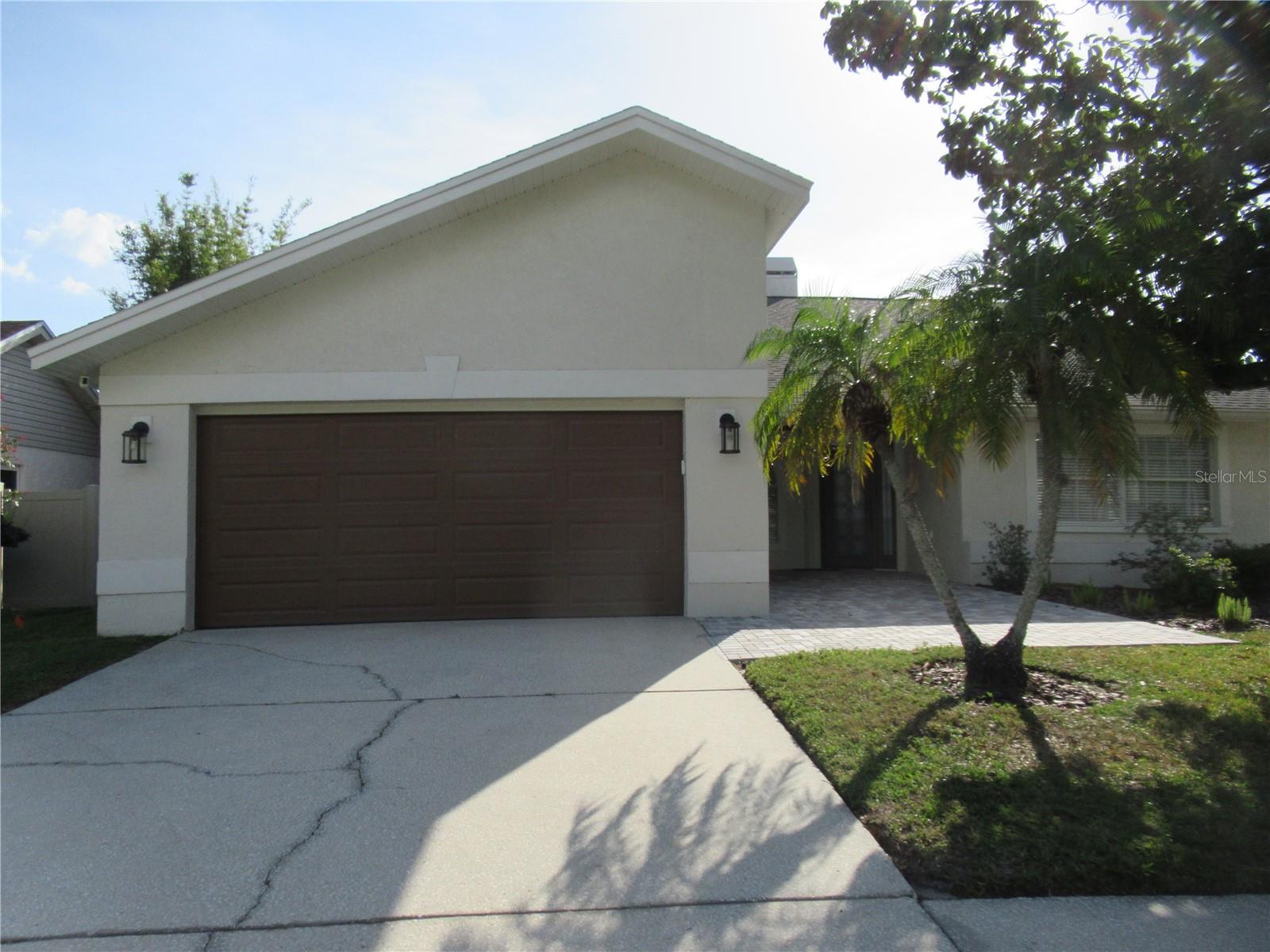 12040 STEPPINGSTONE BLVD, TAMPA, FL, 33635