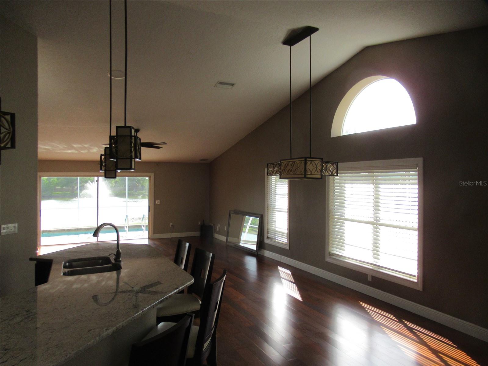 12040 STEPPINGSTONE BLVD, TAMPA, FL, 33635