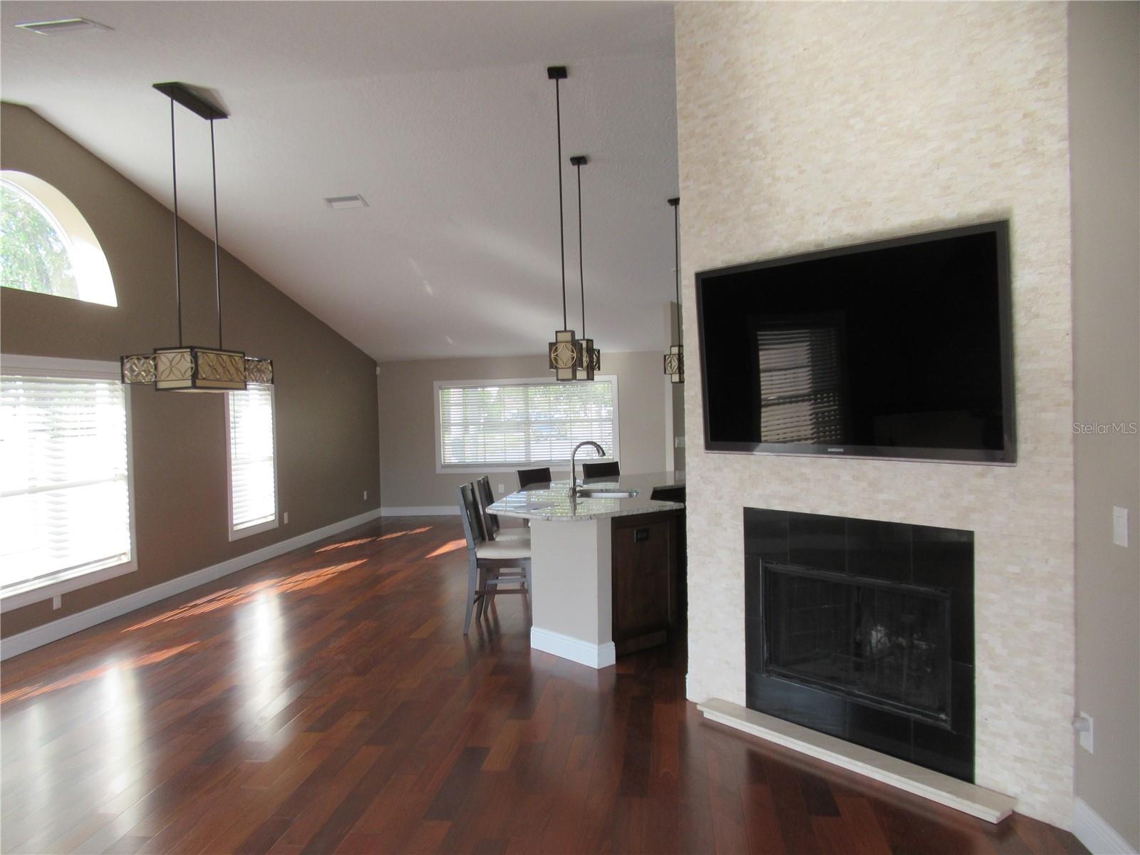 12040 STEPPINGSTONE BLVD, TAMPA, FL, 33635