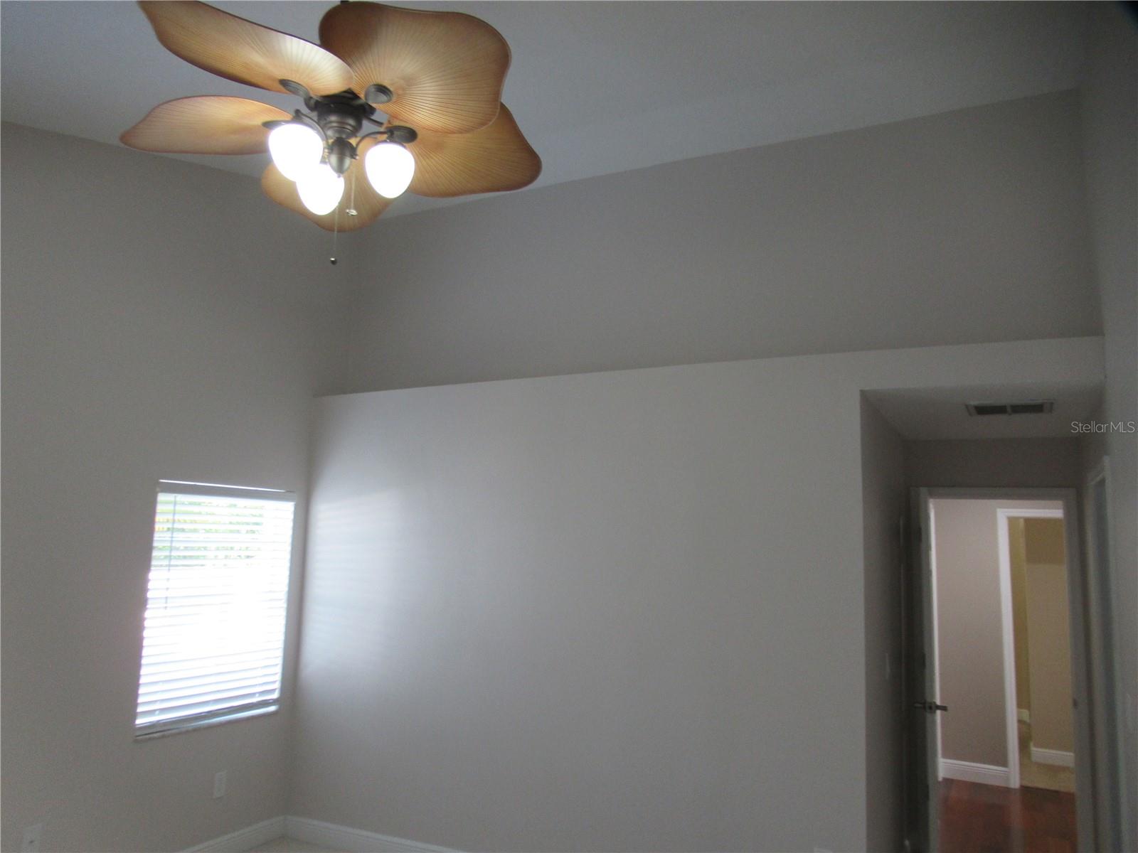 12040 STEPPINGSTONE BLVD, TAMPA, FL, 33635