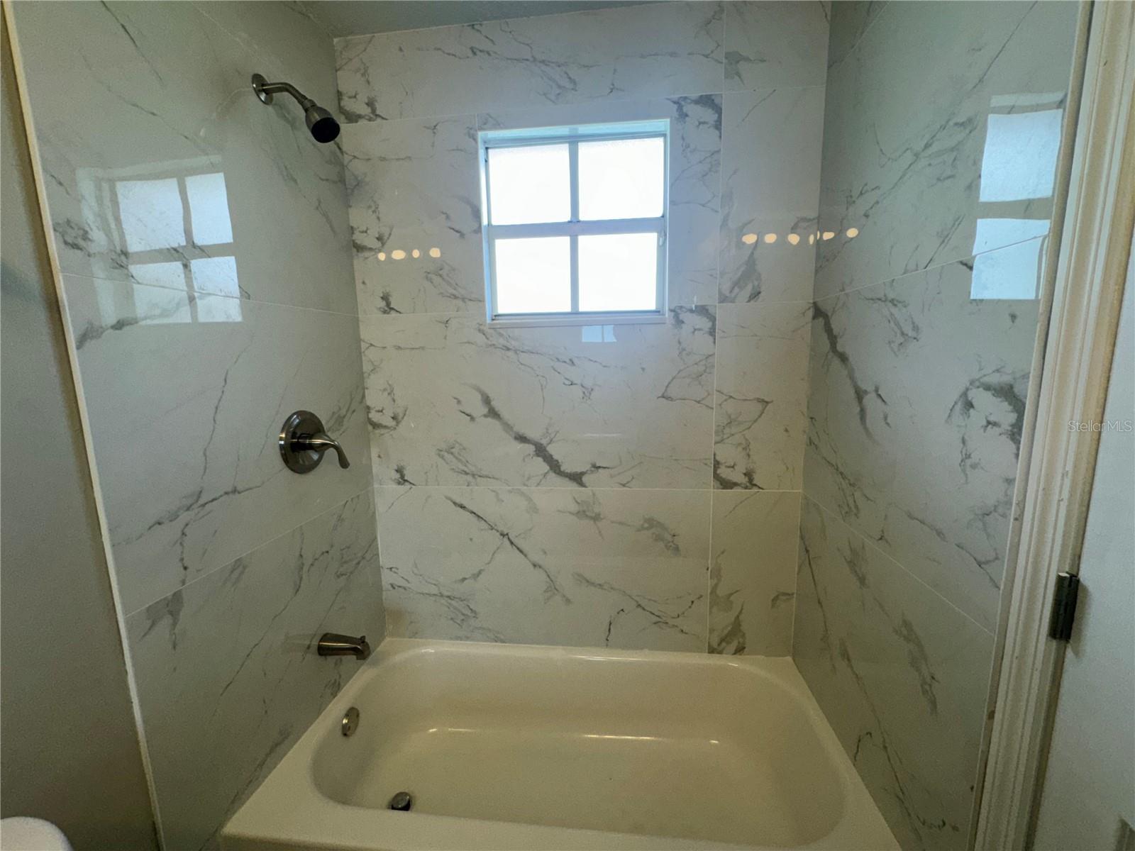 7505 WINCHESTER DR, TAMPA, FL, 33615