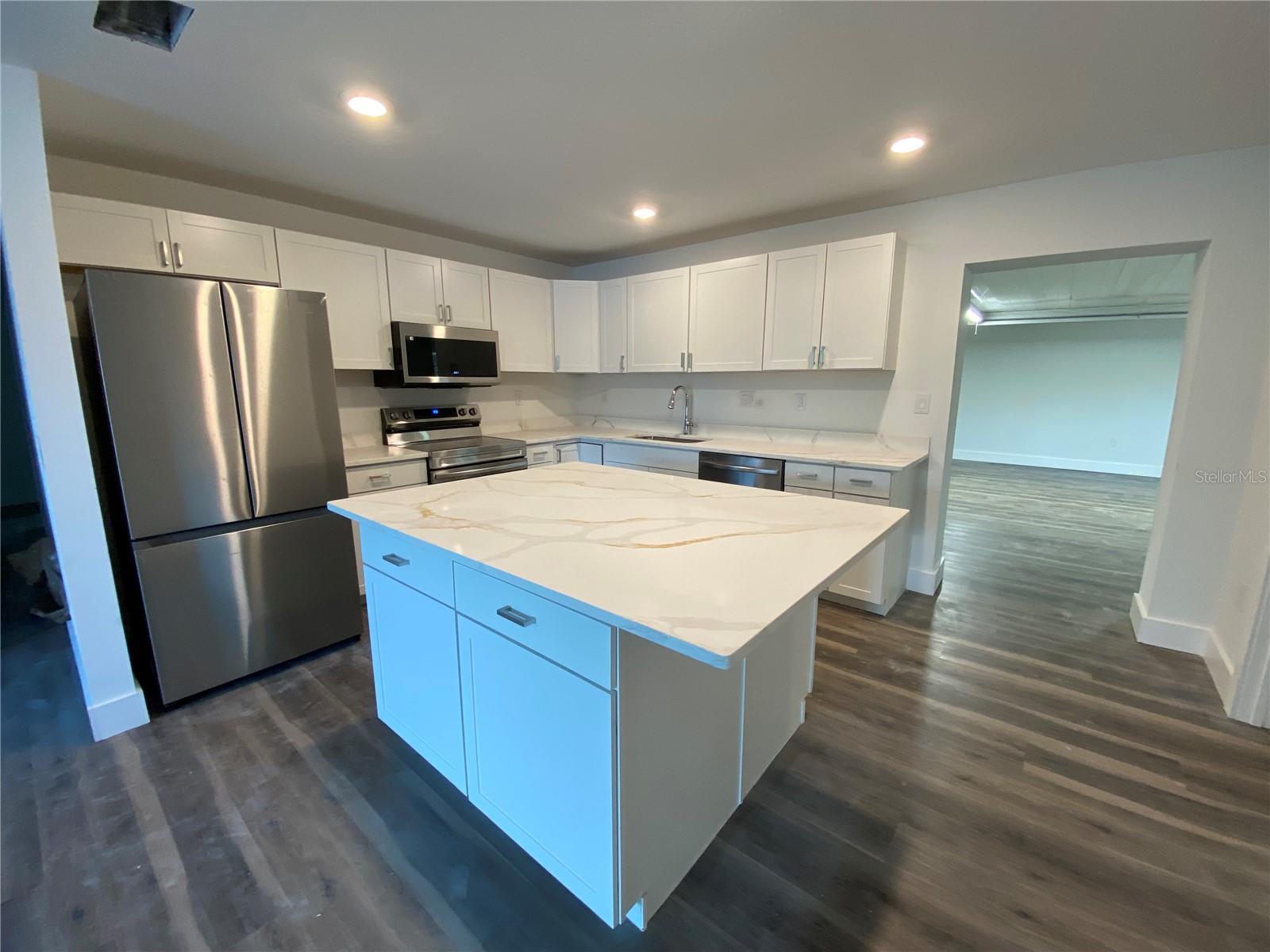 545 BROOKS CT, POLK CITY, FL, 33868