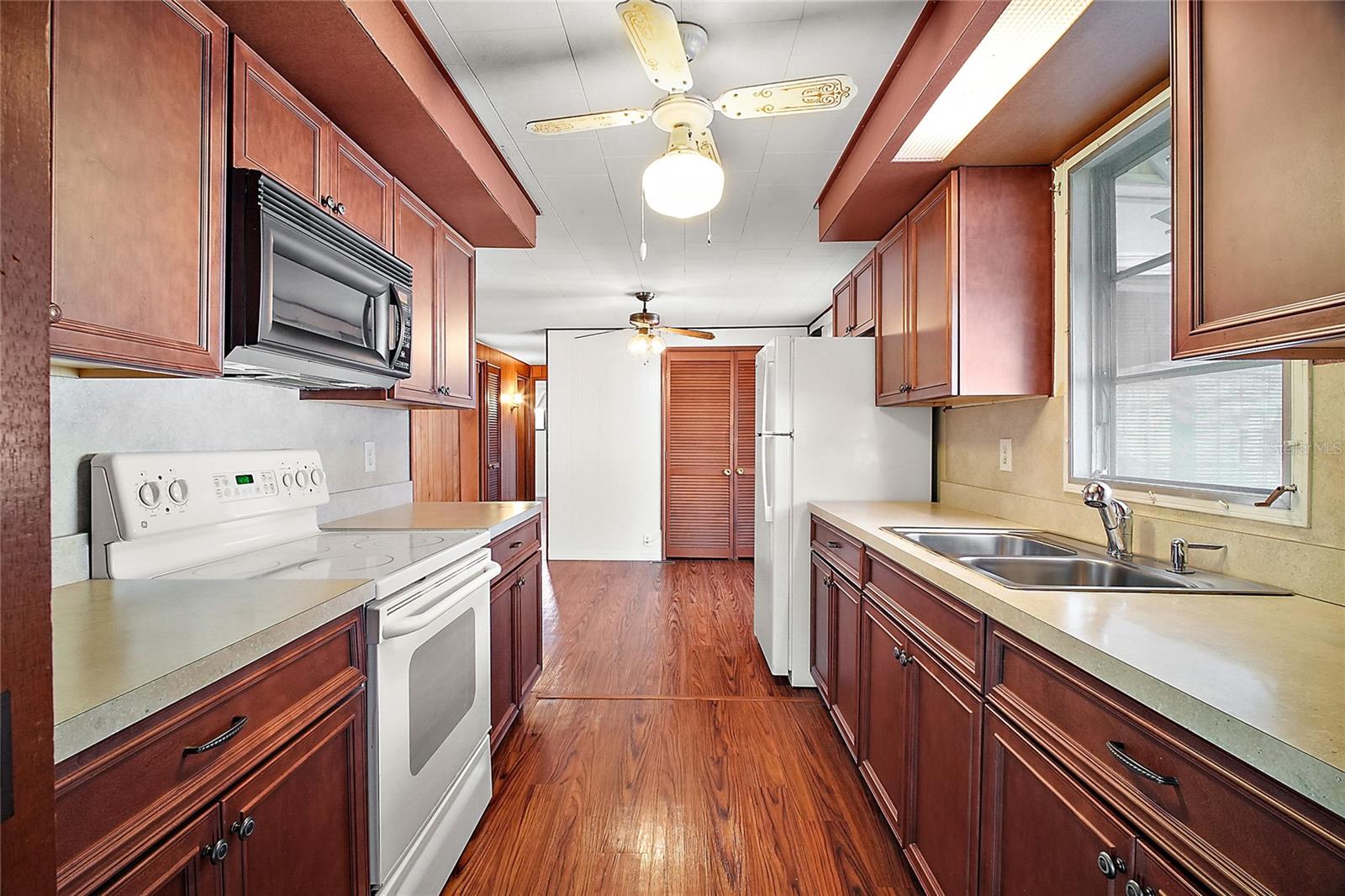 31634 BLANTON LN, TAVARES, FL, 32778