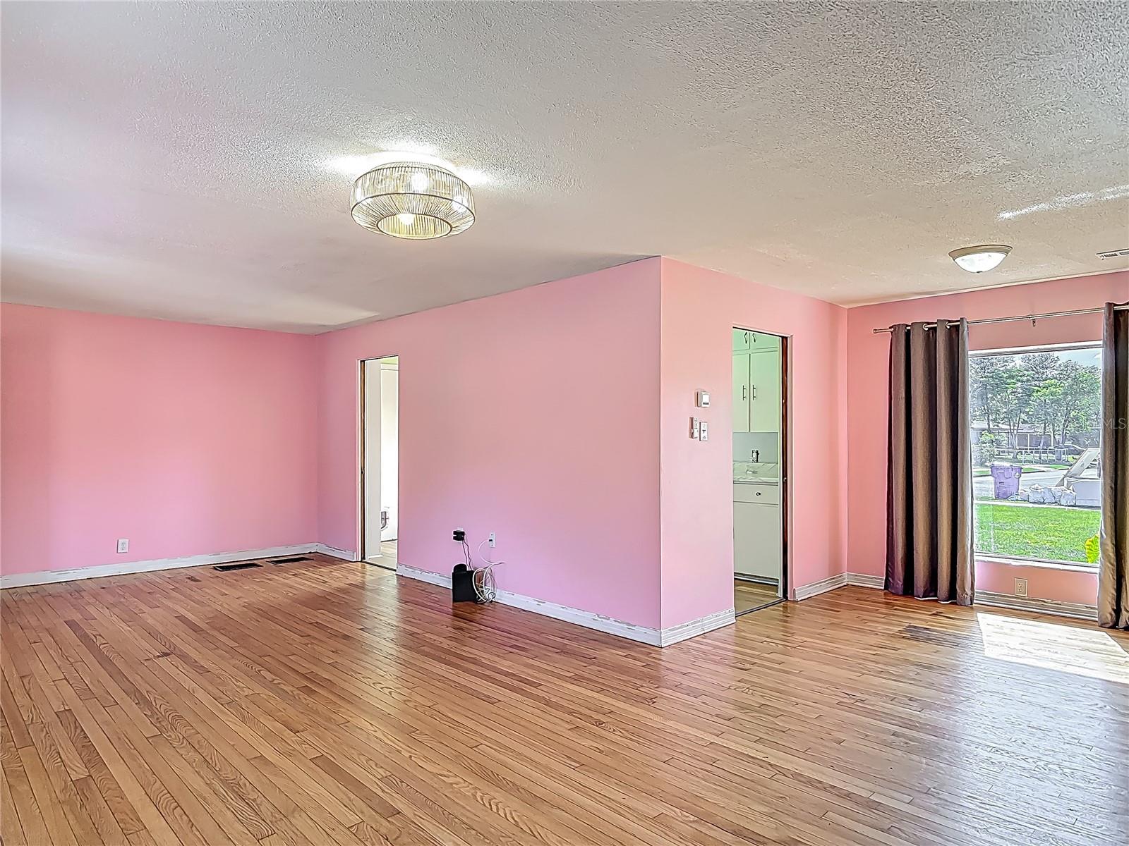 243 S HULL AVE, DELAND, FL, 32720