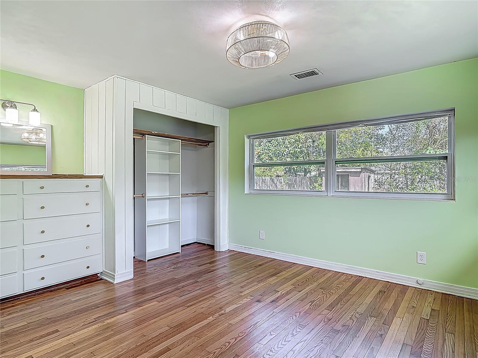 243 S HULL AVE, DELAND, FL, 32720