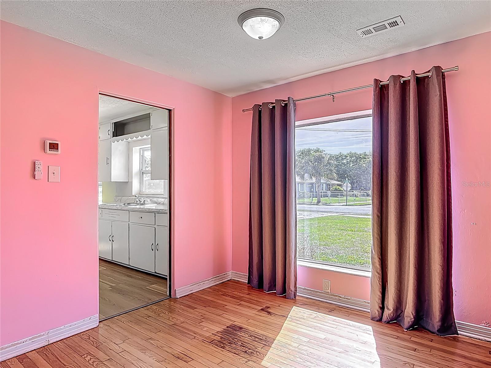 243 S HULL AVE, DELAND, FL, 32720