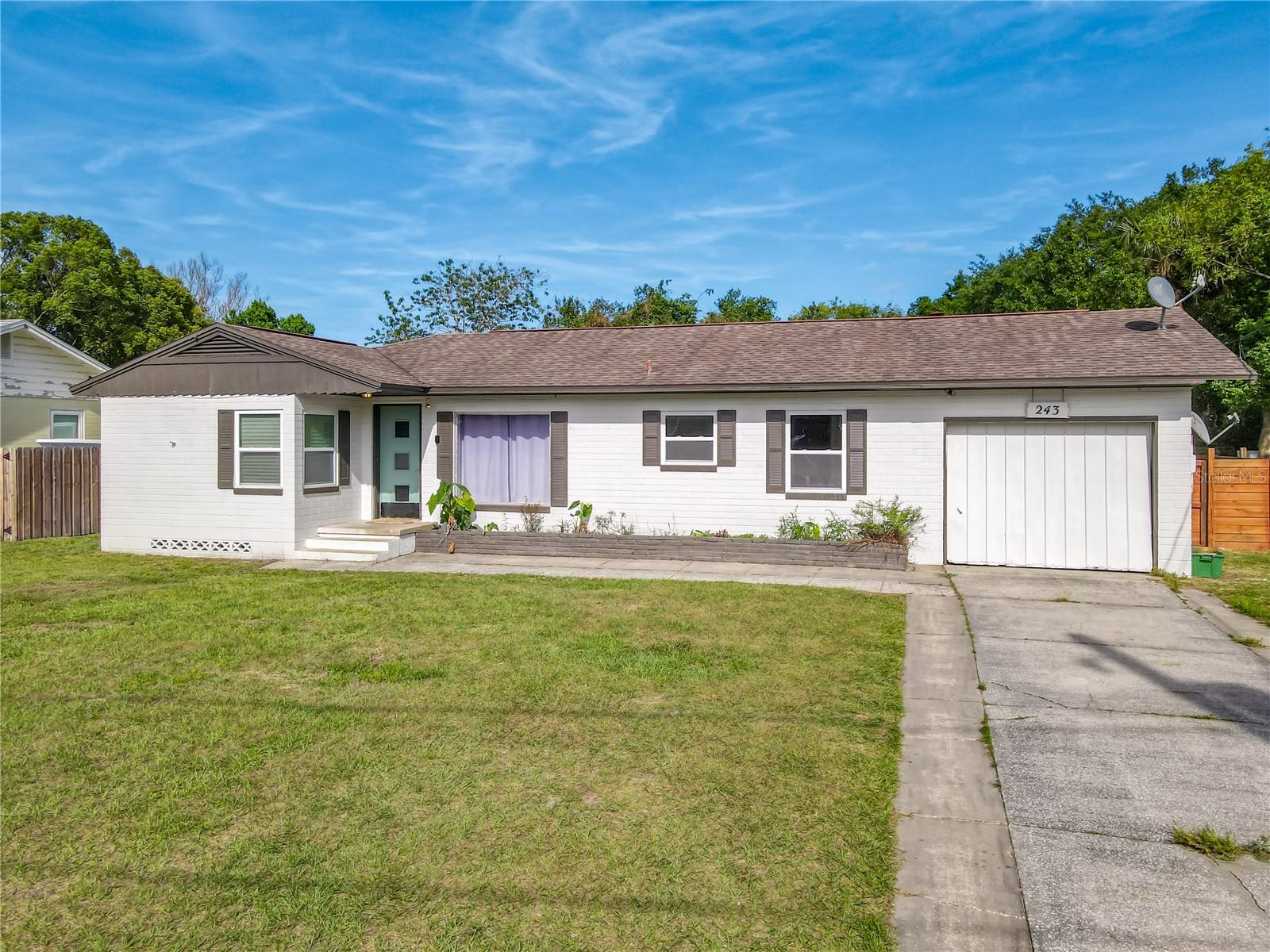 243 S HULL AVE, DELAND, FL, 32720