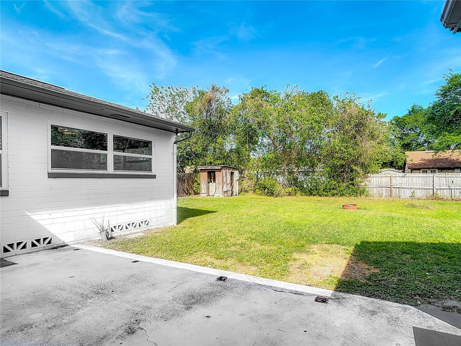 243 S HULL AVE, DELAND, FL, 32720