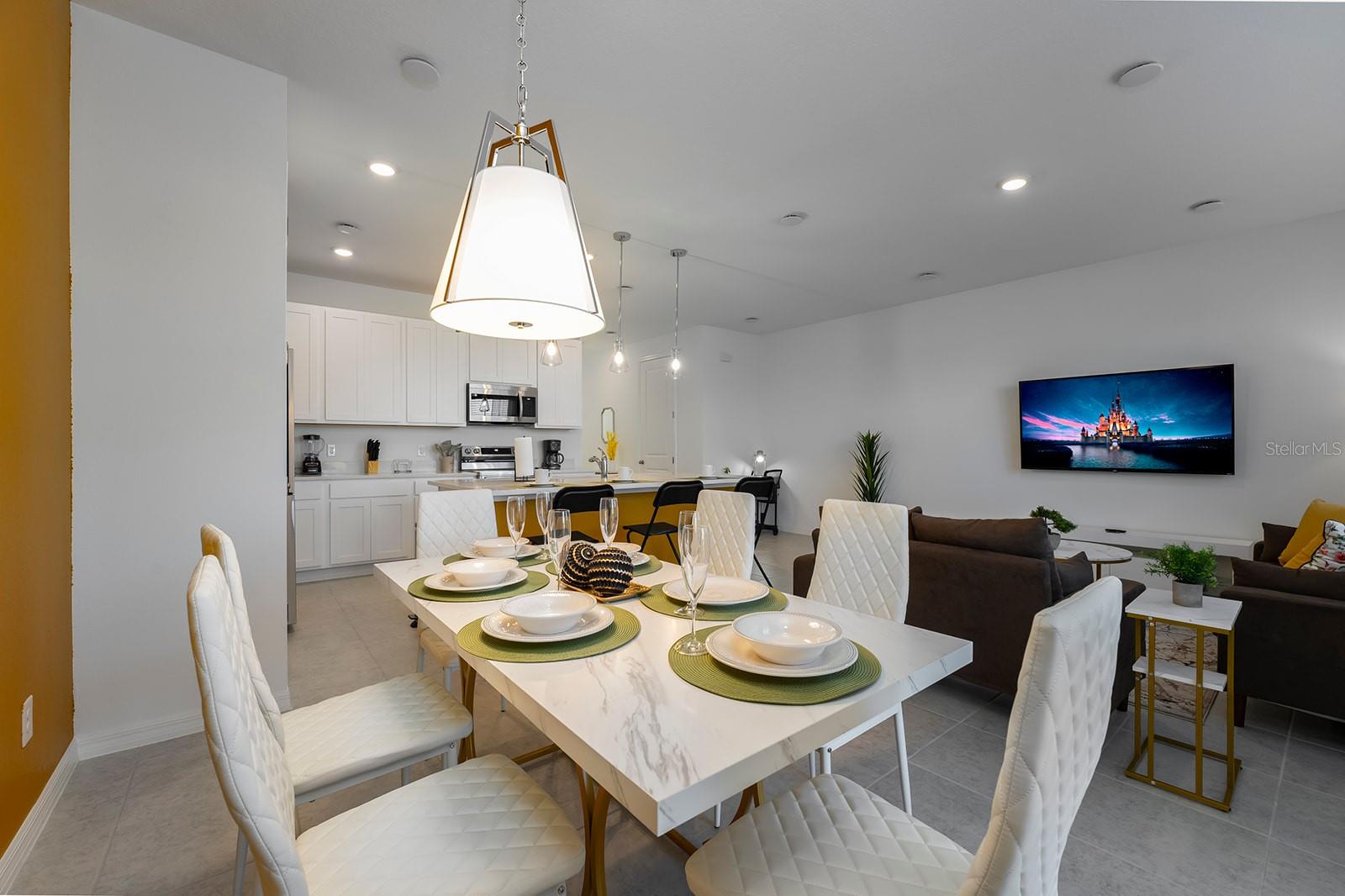 690 LONGBOAT DR, DAVENPORT, FL, 33896