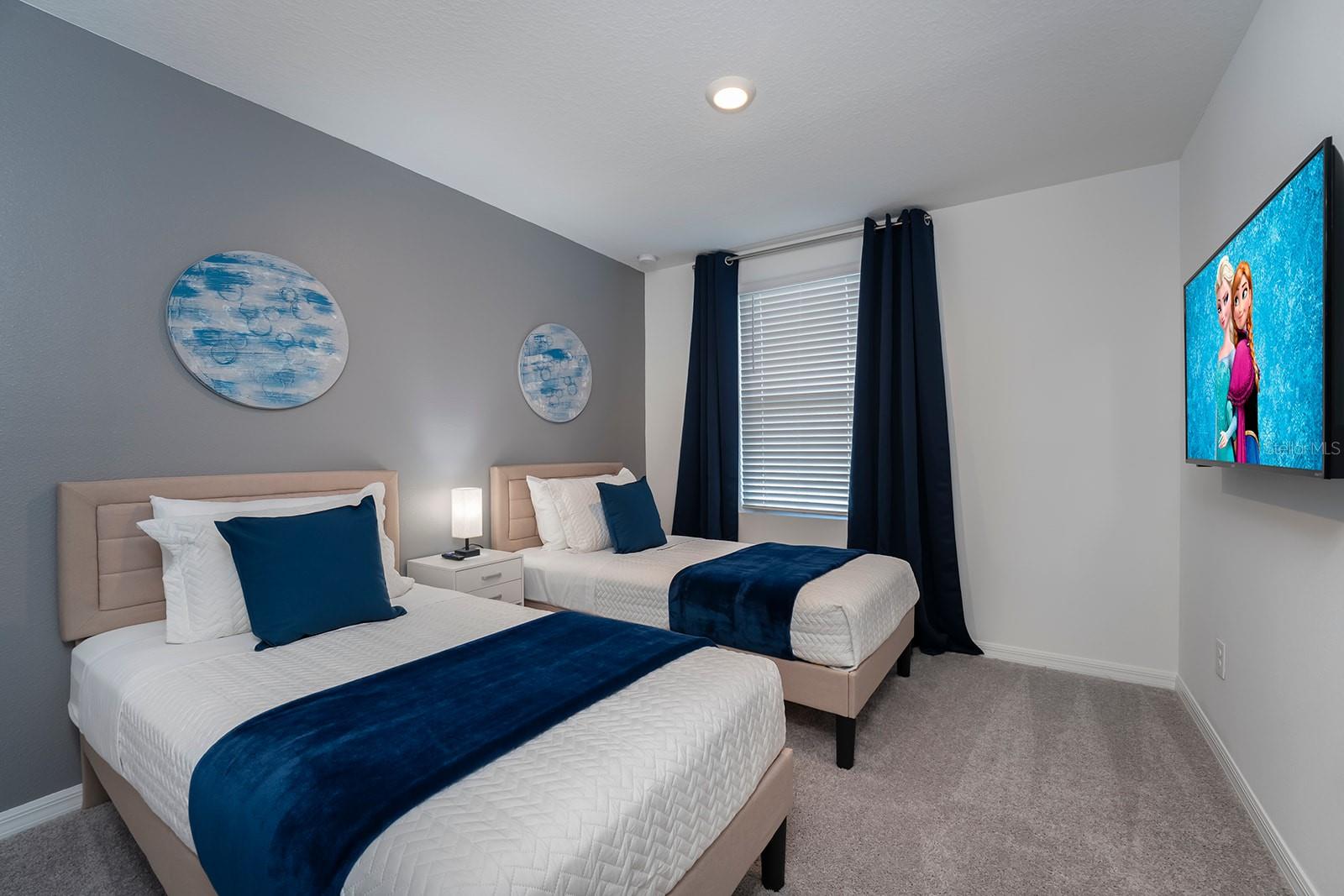 690 LONGBOAT DR, DAVENPORT, FL, 33896