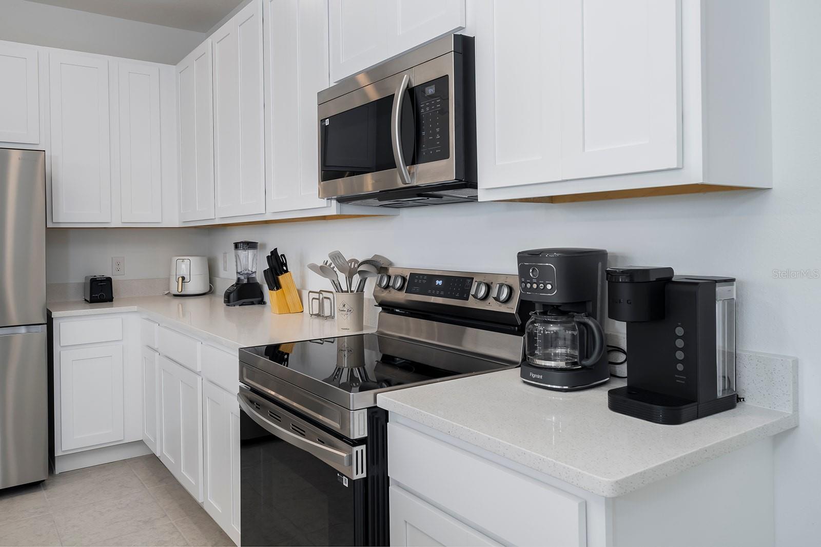 690 LONGBOAT DR, DAVENPORT, FL, 33896