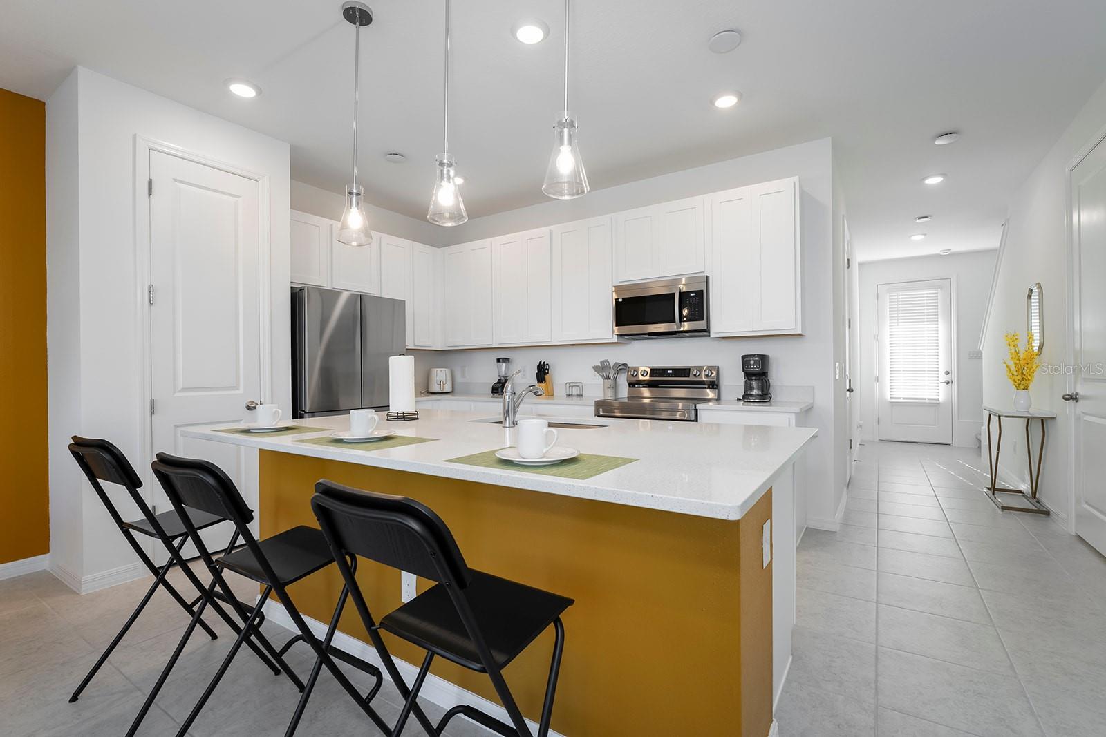 690 LONGBOAT DR, DAVENPORT, FL, 33896