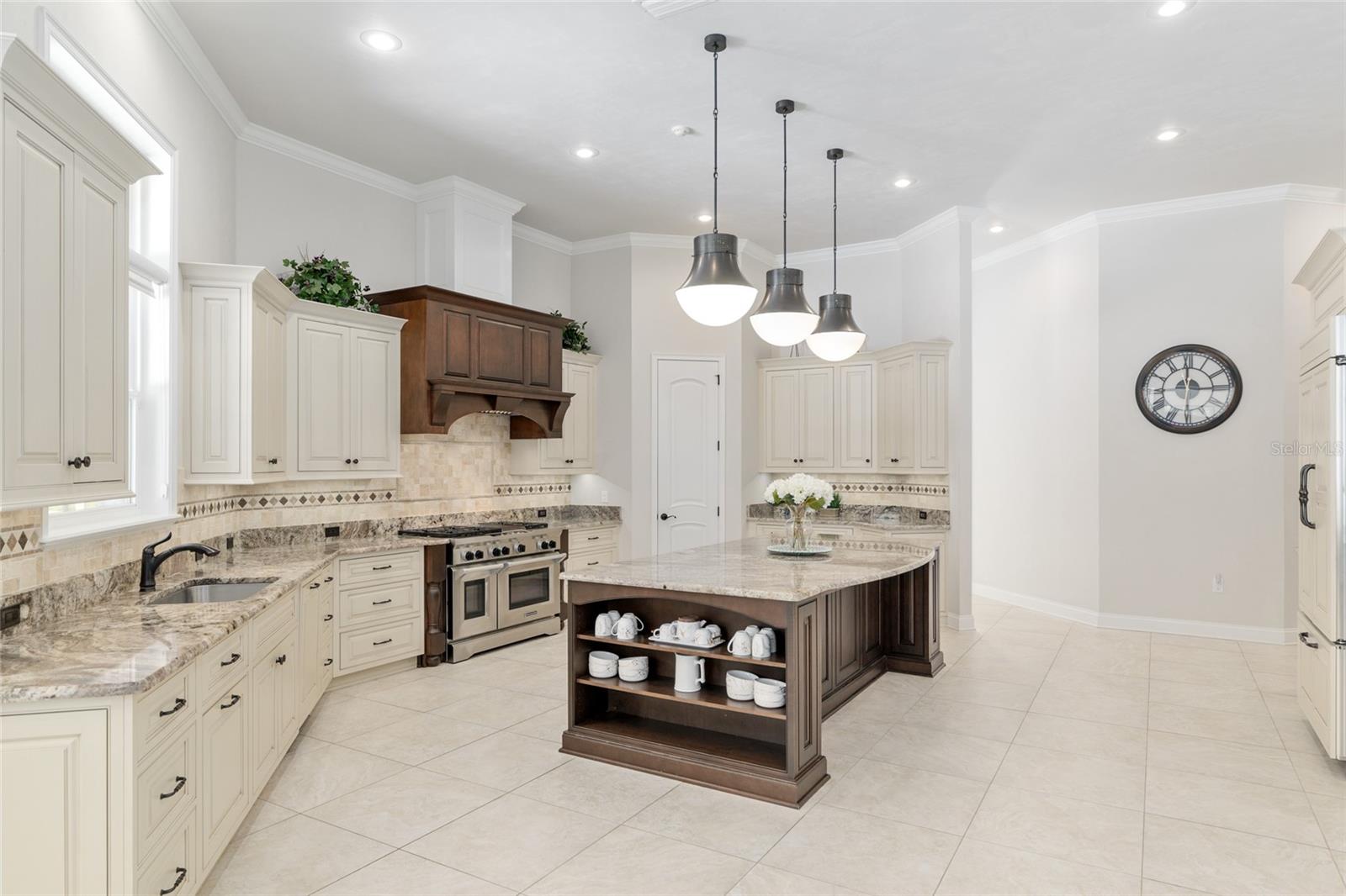 GC529708 Property Photo