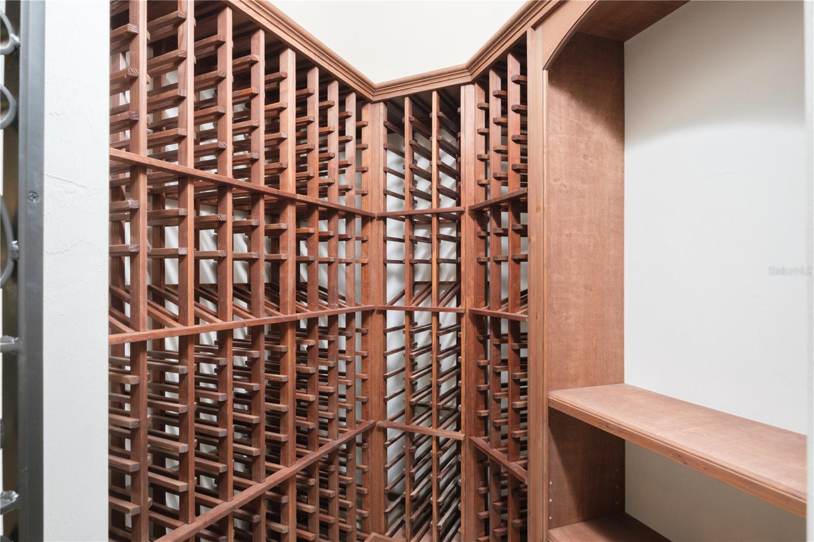 GC529708 Property Photo