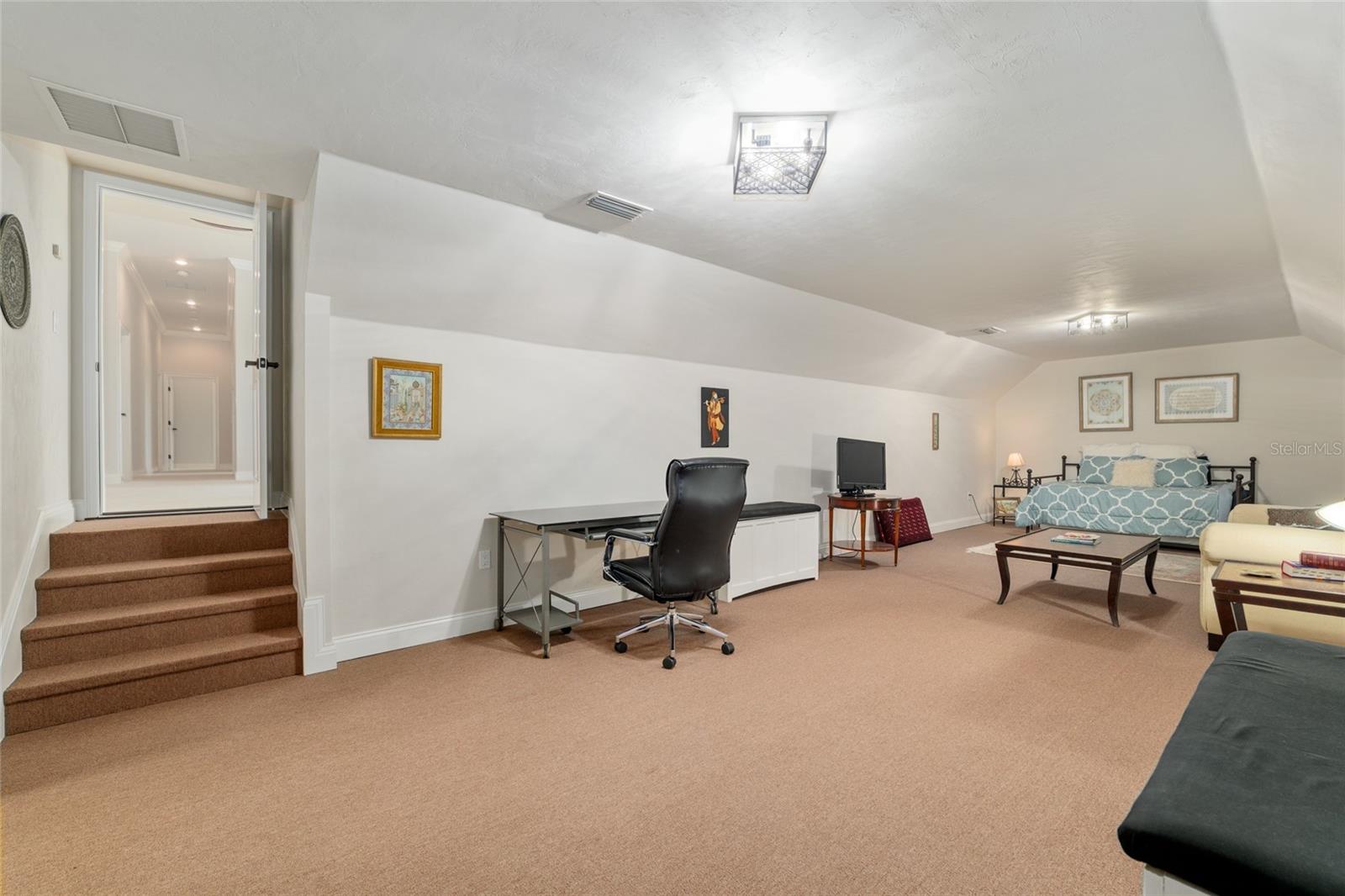 GC529708 Property Photo