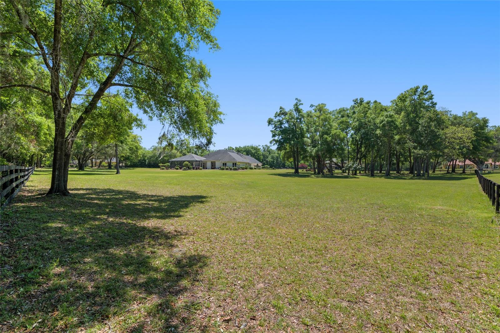 GC529708 Property Photo