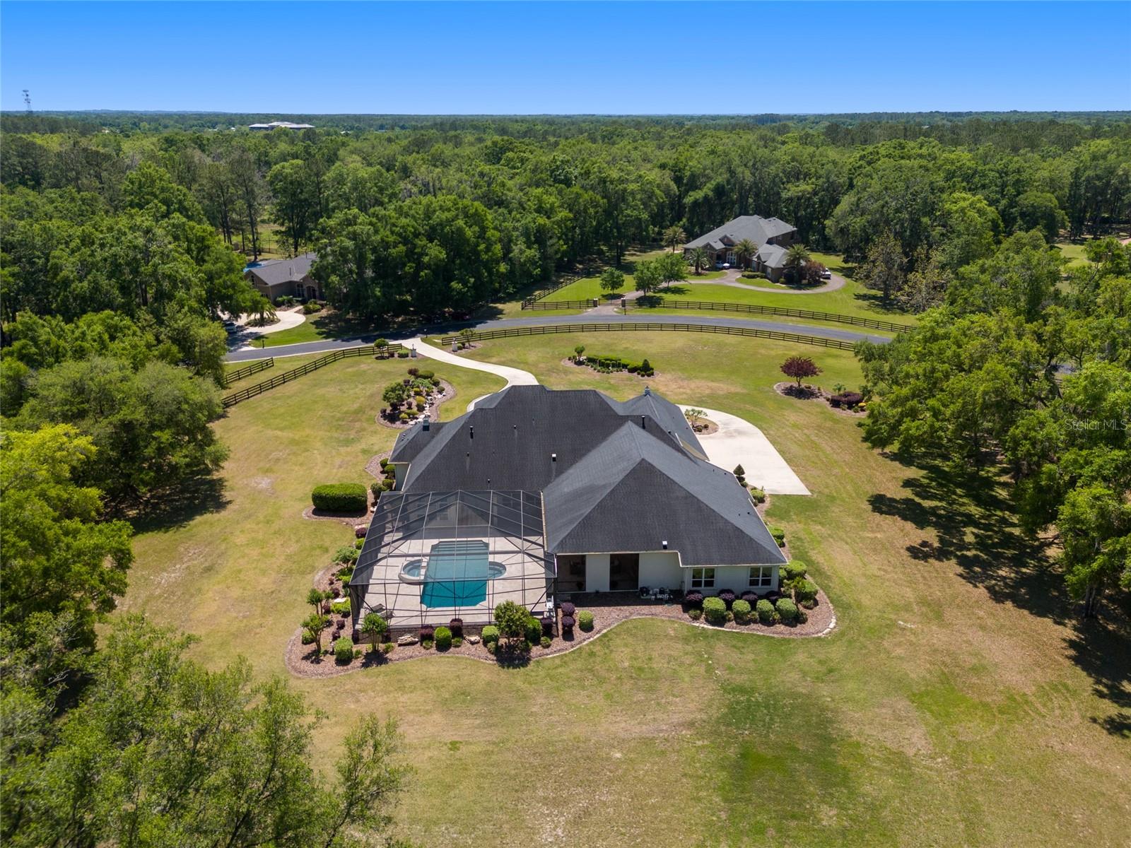 GC529708 Property Photo