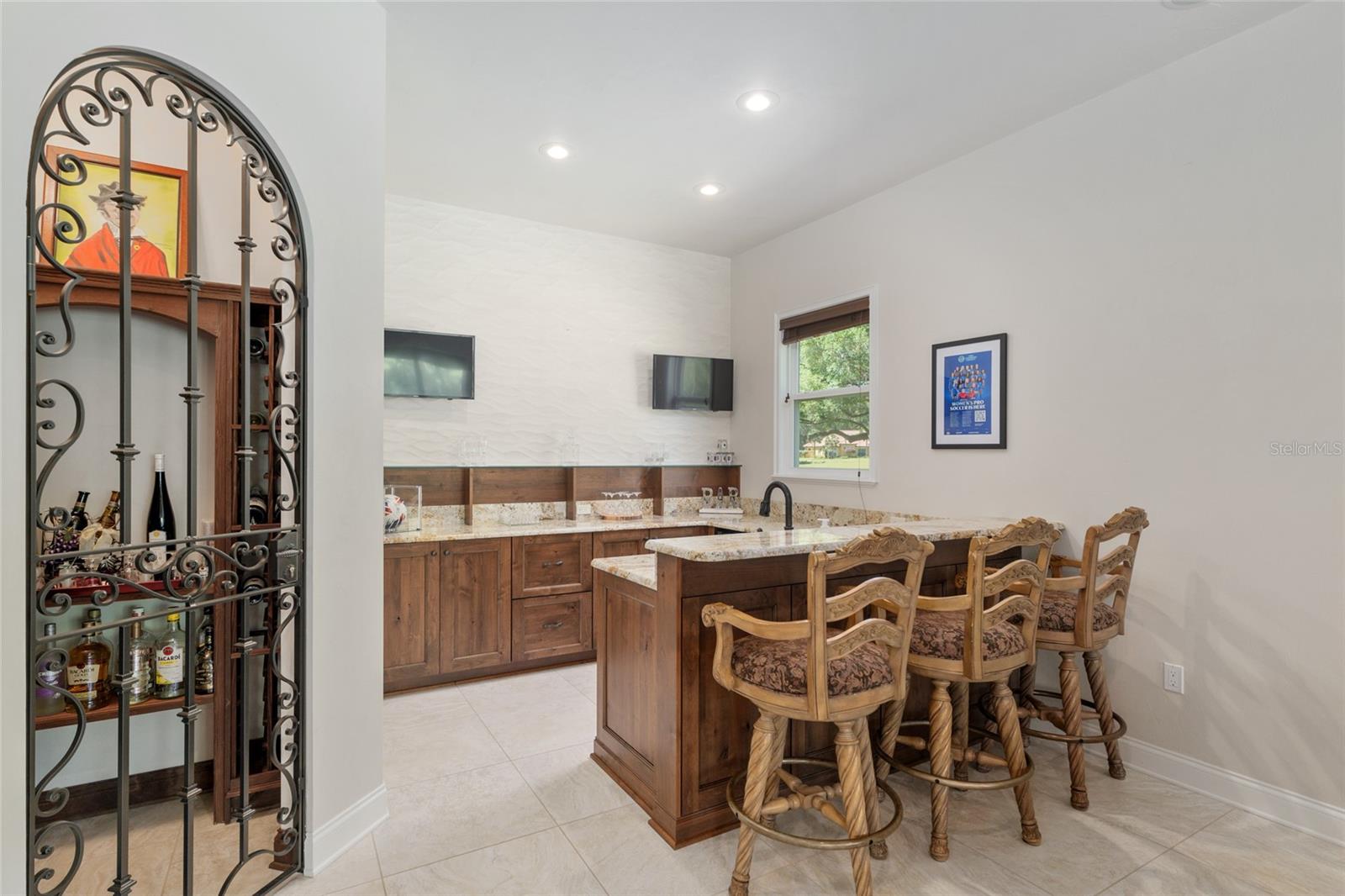 GC529708 Property Photo