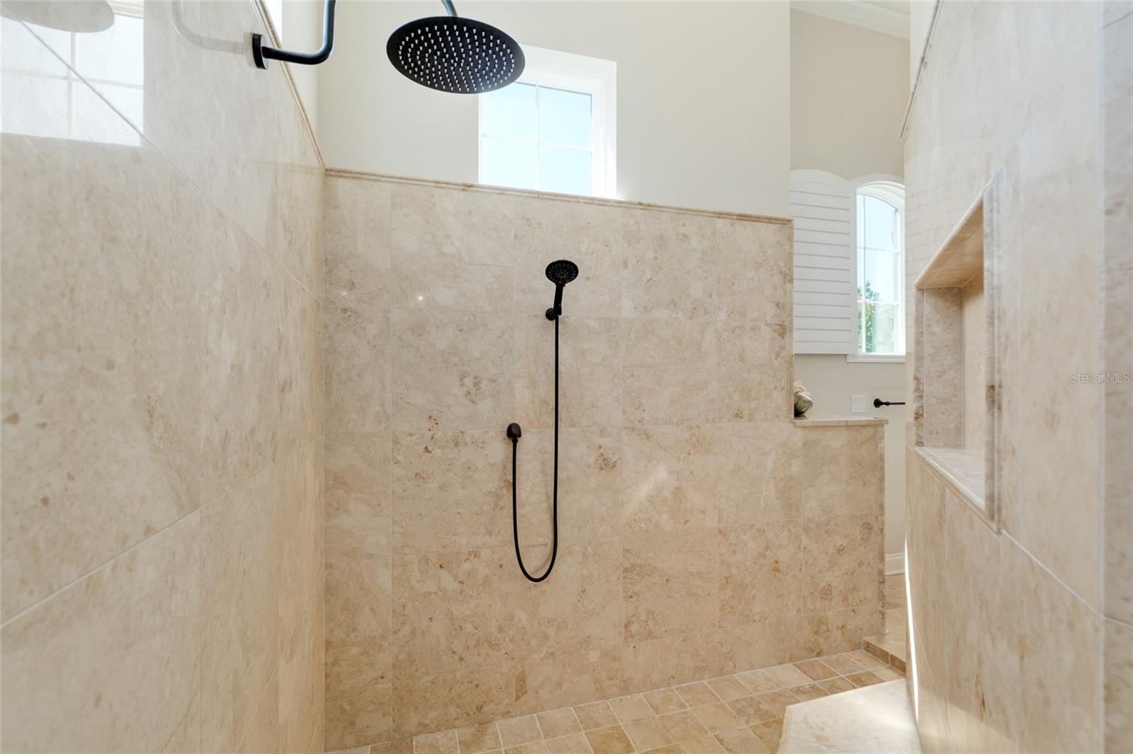 GC529708 Property Photo