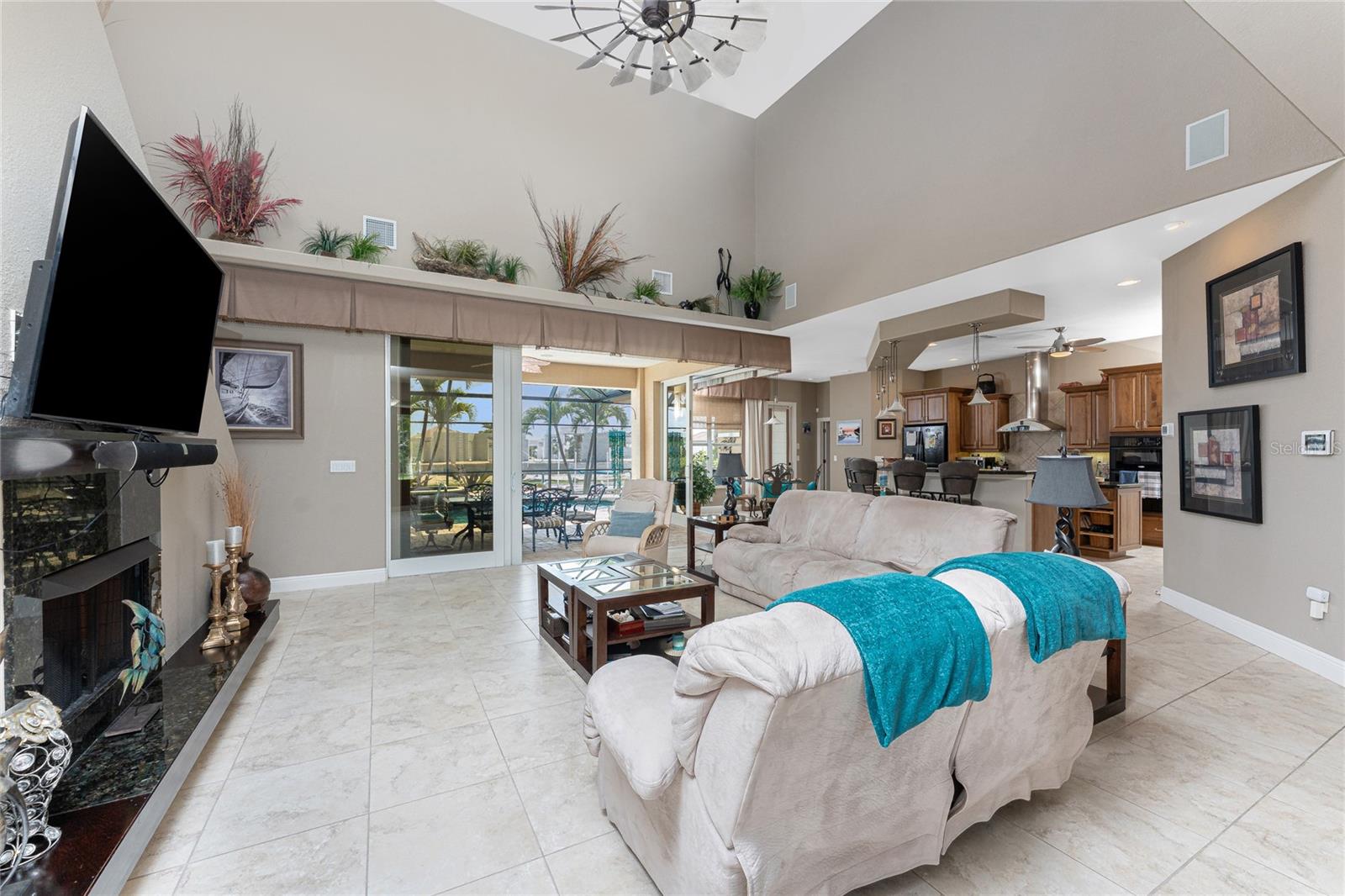 48 COLONY POINT DR, PUNTA GORDA, FL, 33950