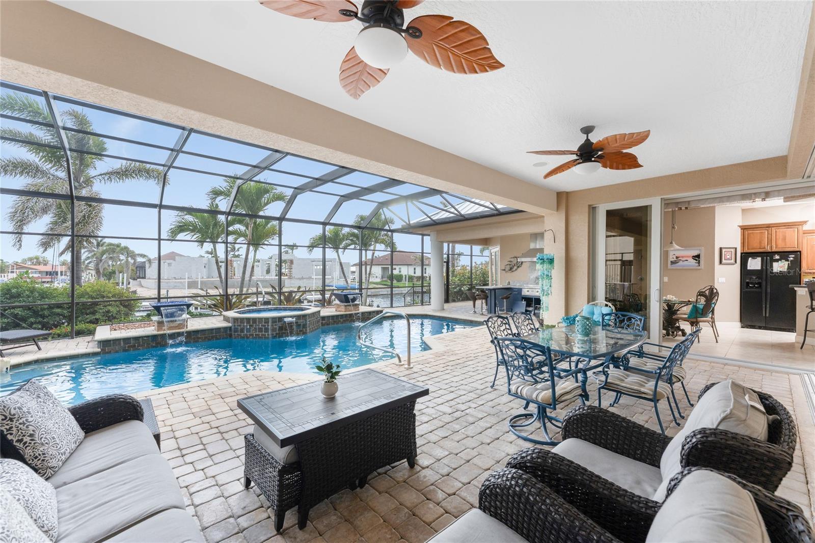 48 COLONY POINT DR, PUNTA GORDA, FL, 33950