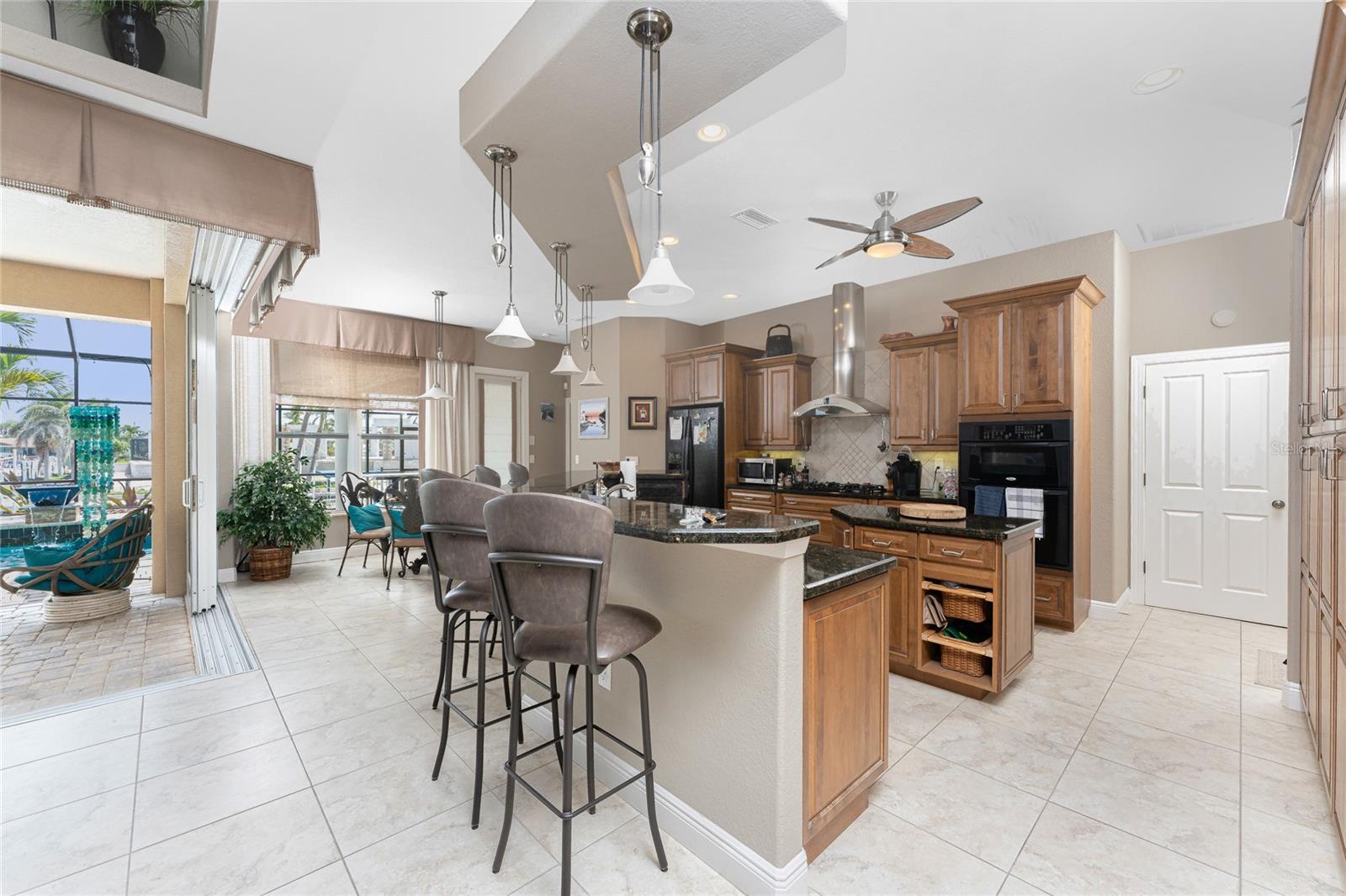 48 COLONY POINT DR, PUNTA GORDA, FL, 33950