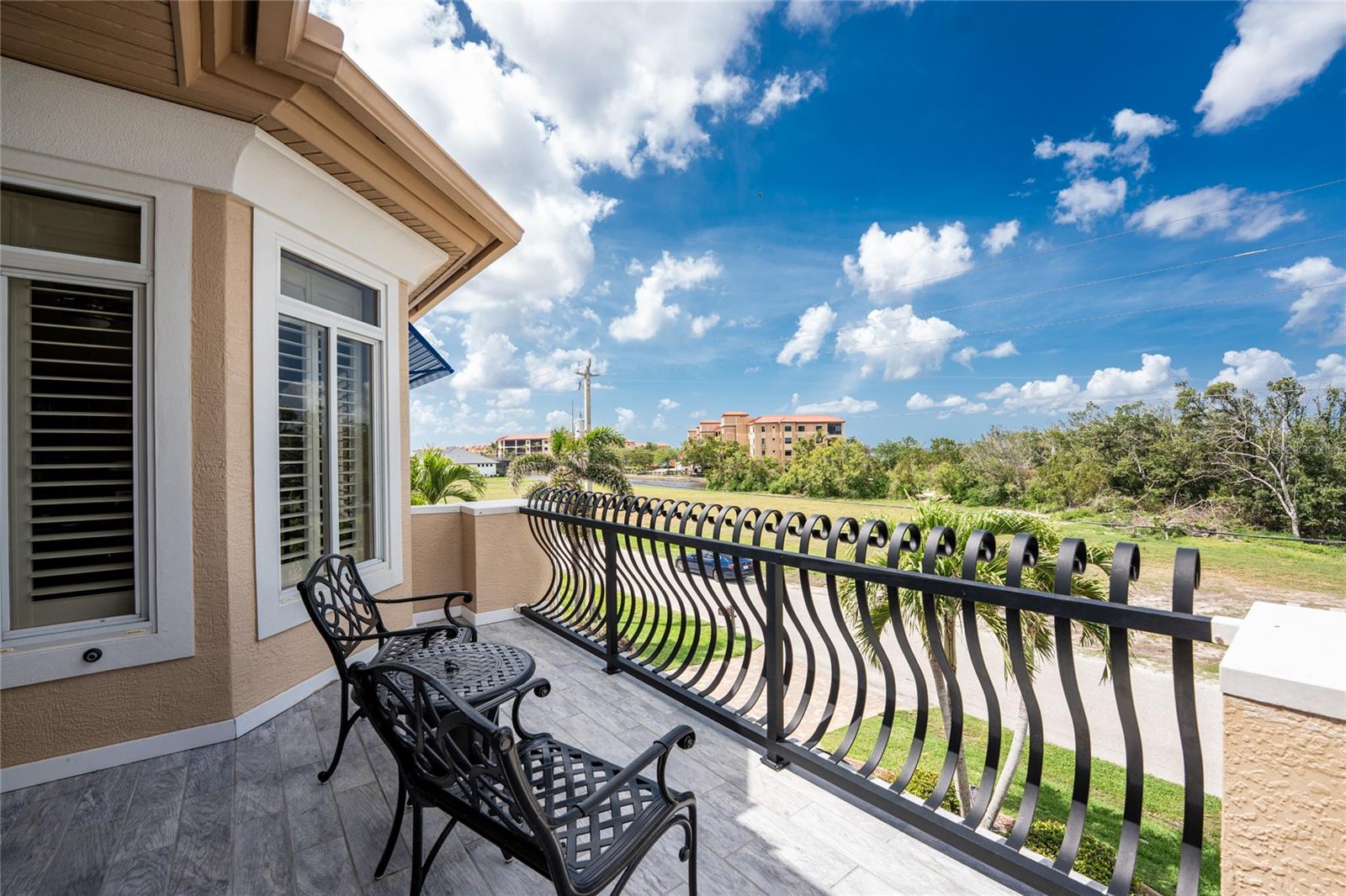 48 COLONY POINT DR, PUNTA GORDA, FL, 33950