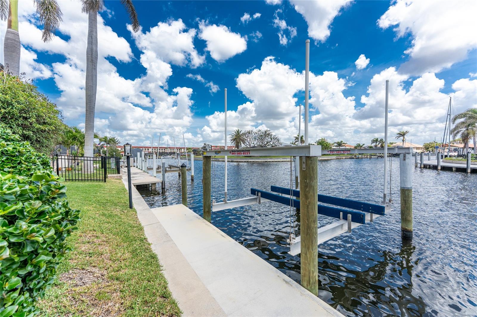 48 COLONY POINT DR, PUNTA GORDA, FL, 33950