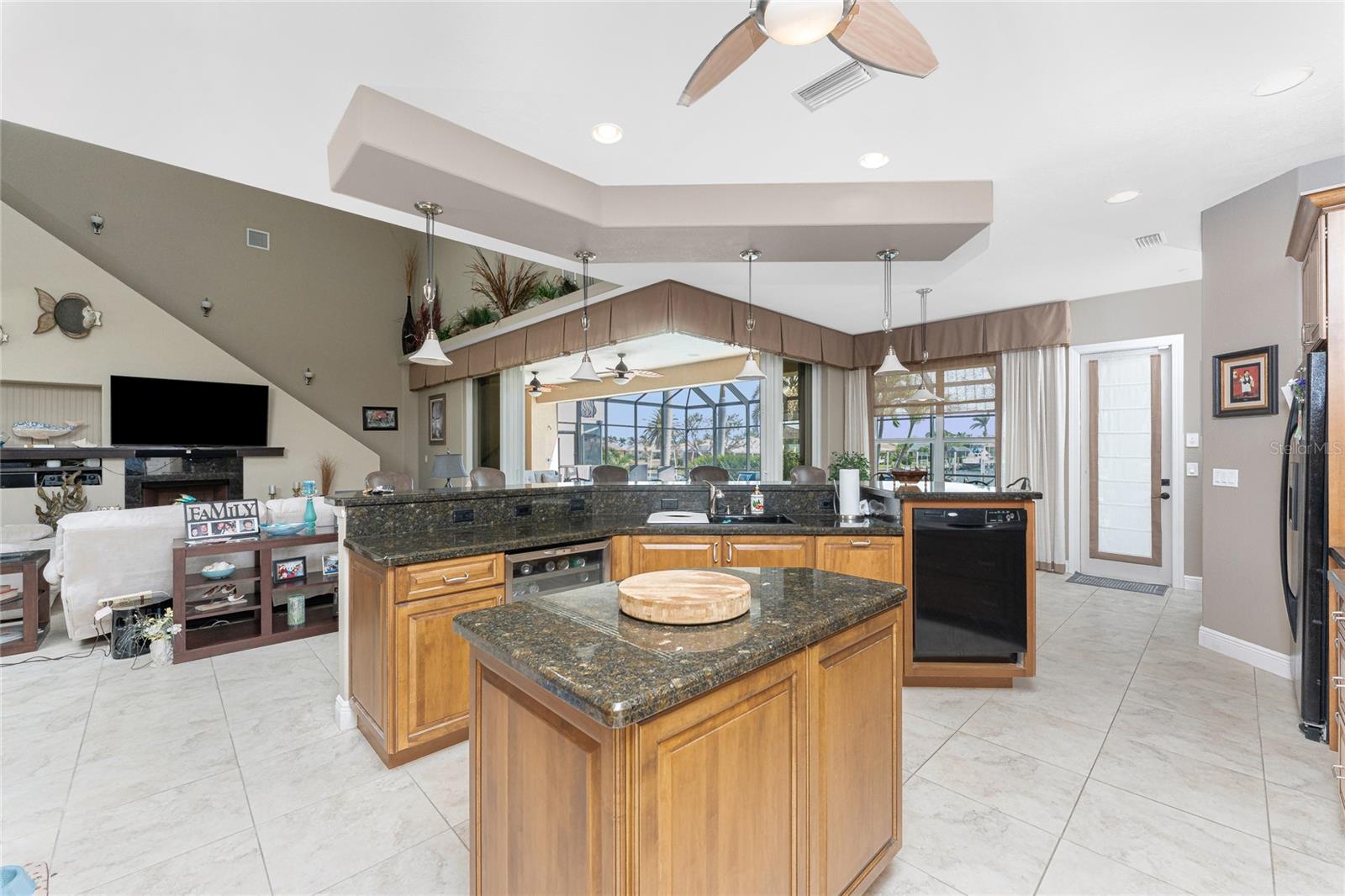 48 COLONY POINT DR, PUNTA GORDA, FL, 33950