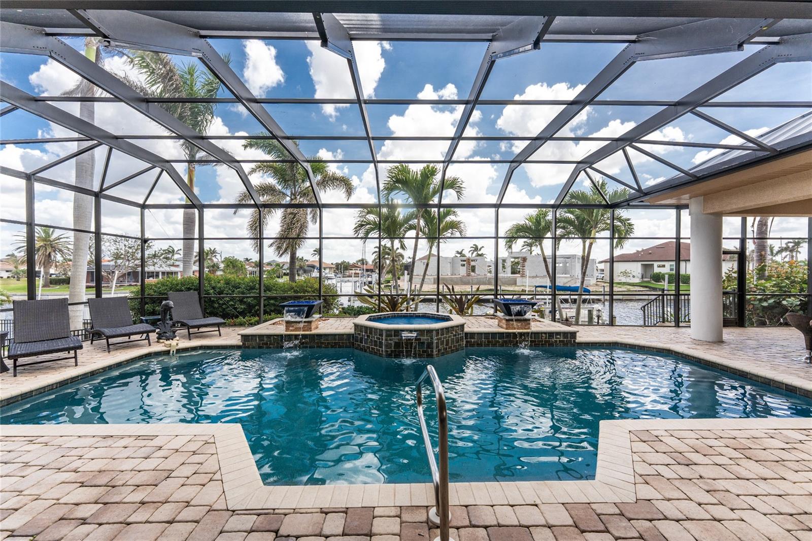 48 COLONY POINT DR, PUNTA GORDA, FL, 33950