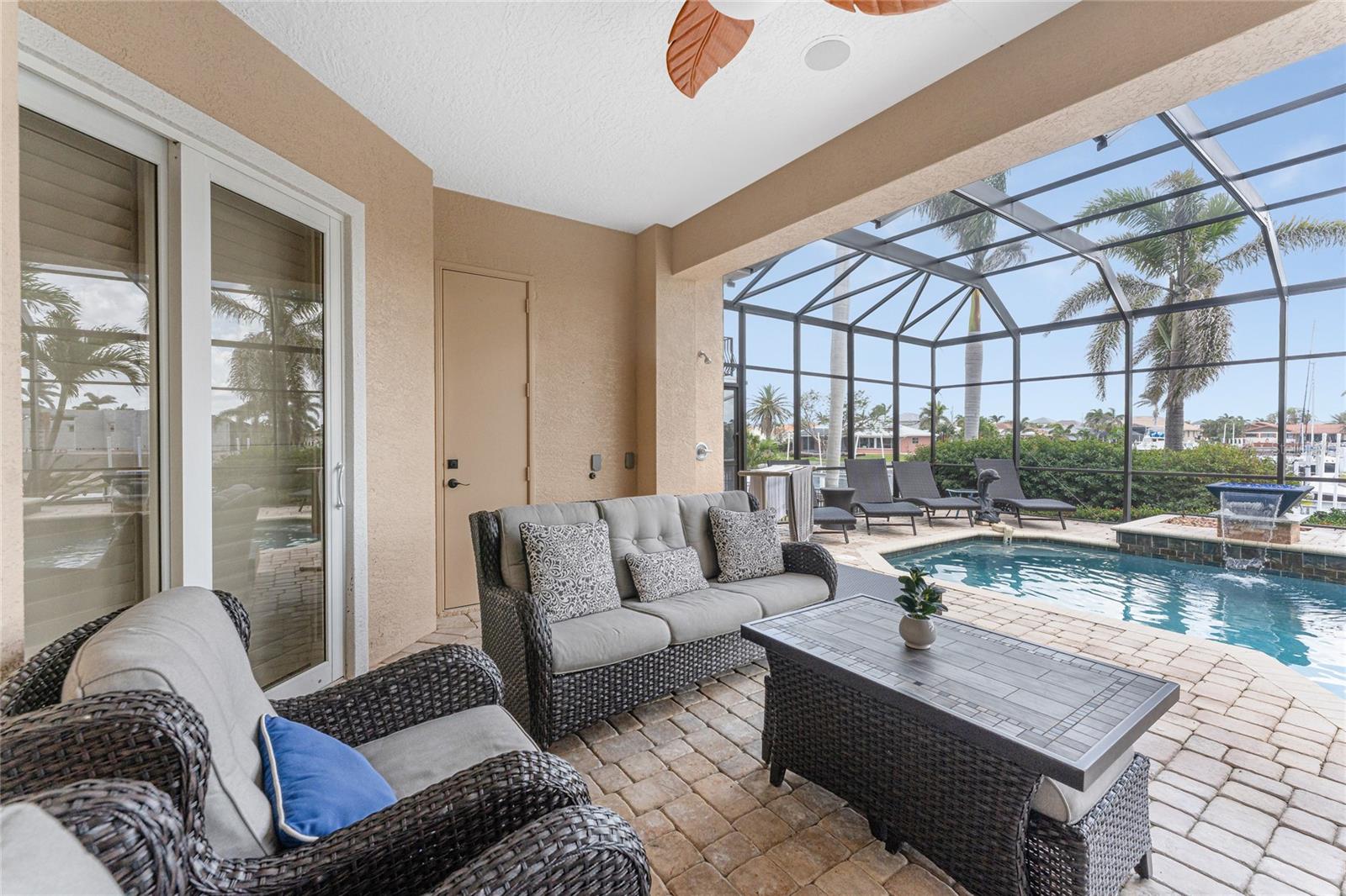48 COLONY POINT DR, PUNTA GORDA, FL, 33950