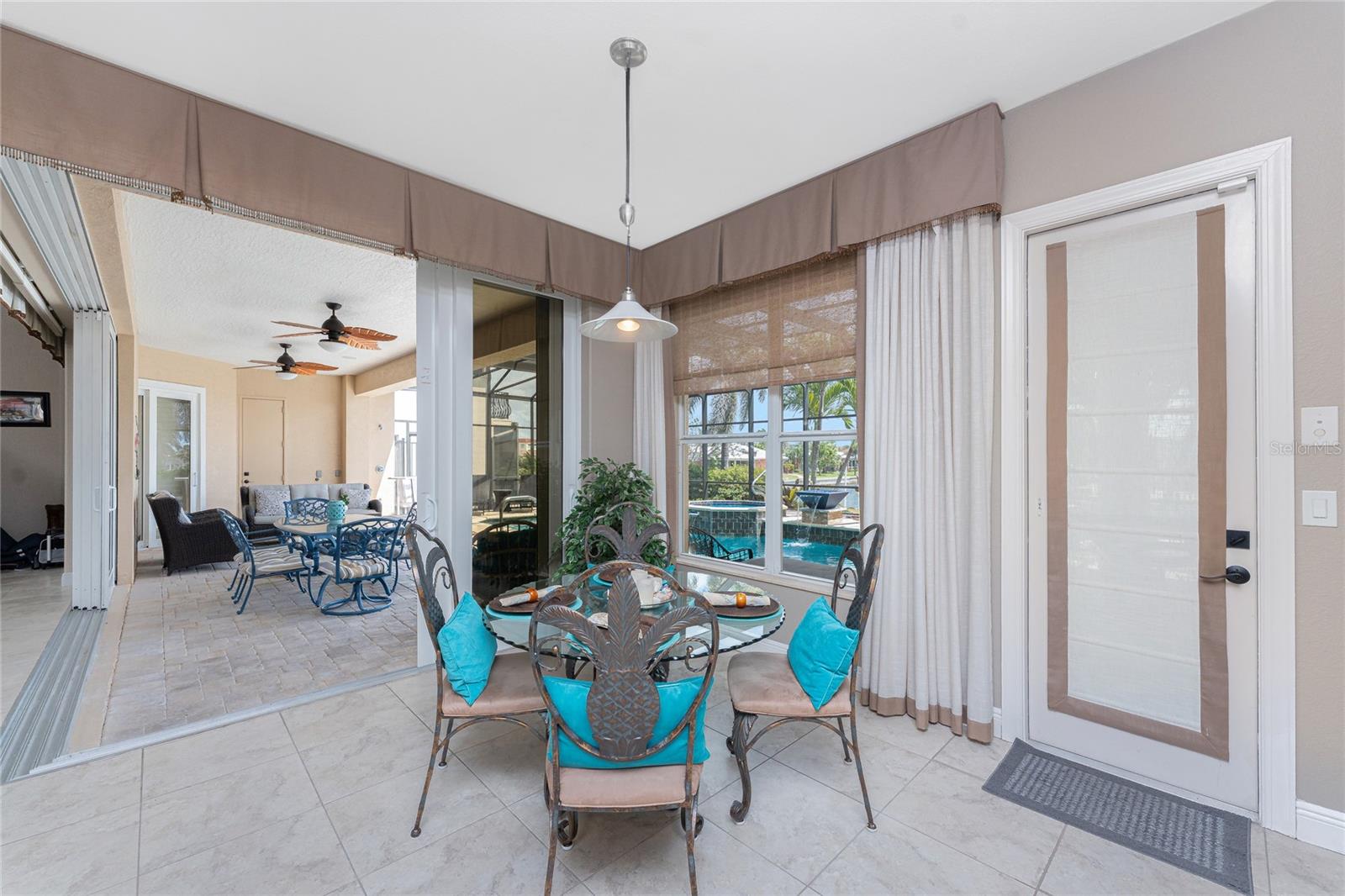 48 COLONY POINT DR, PUNTA GORDA, FL, 33950